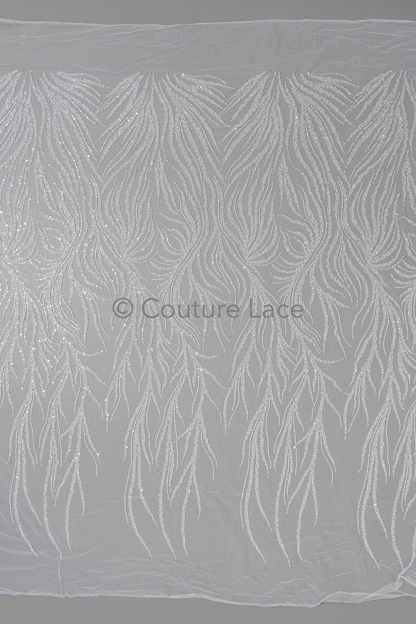 Zarte florale Spitze Off-White/ Braut Spitzenstoff/ Perlen Spitzenstoff/ Spitzenmuster mit Perlen & Pailletten// L23-550