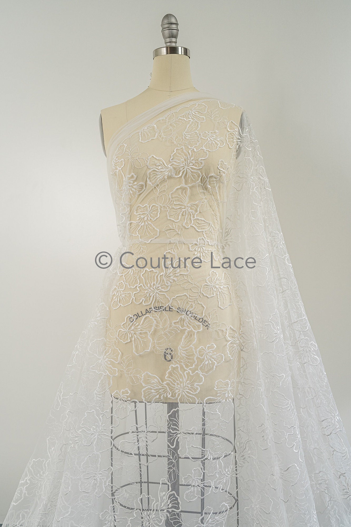 Blumen Braut Spitze Off-White/ Brautspitze mit Blumen/ Blumen Hochzeit Spitze/ Couture Spitze// L23-555