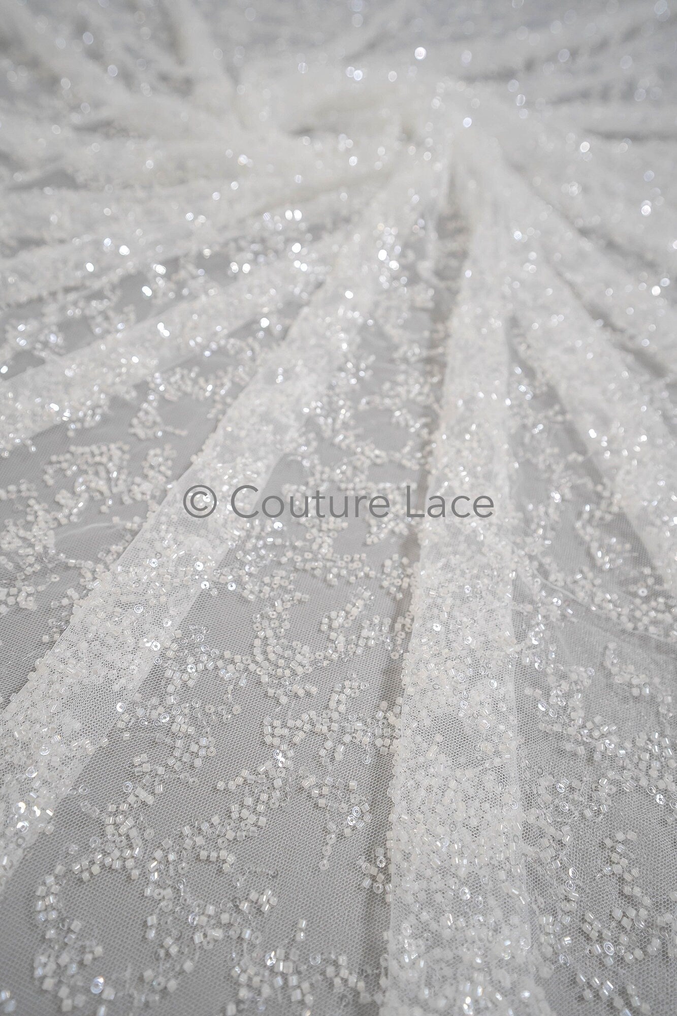 Couture Spitzenstoff Off-White/ Perlen Spitzenstoff/ Spitze mit Perlen/ Brautspitze Stoff// L23-557