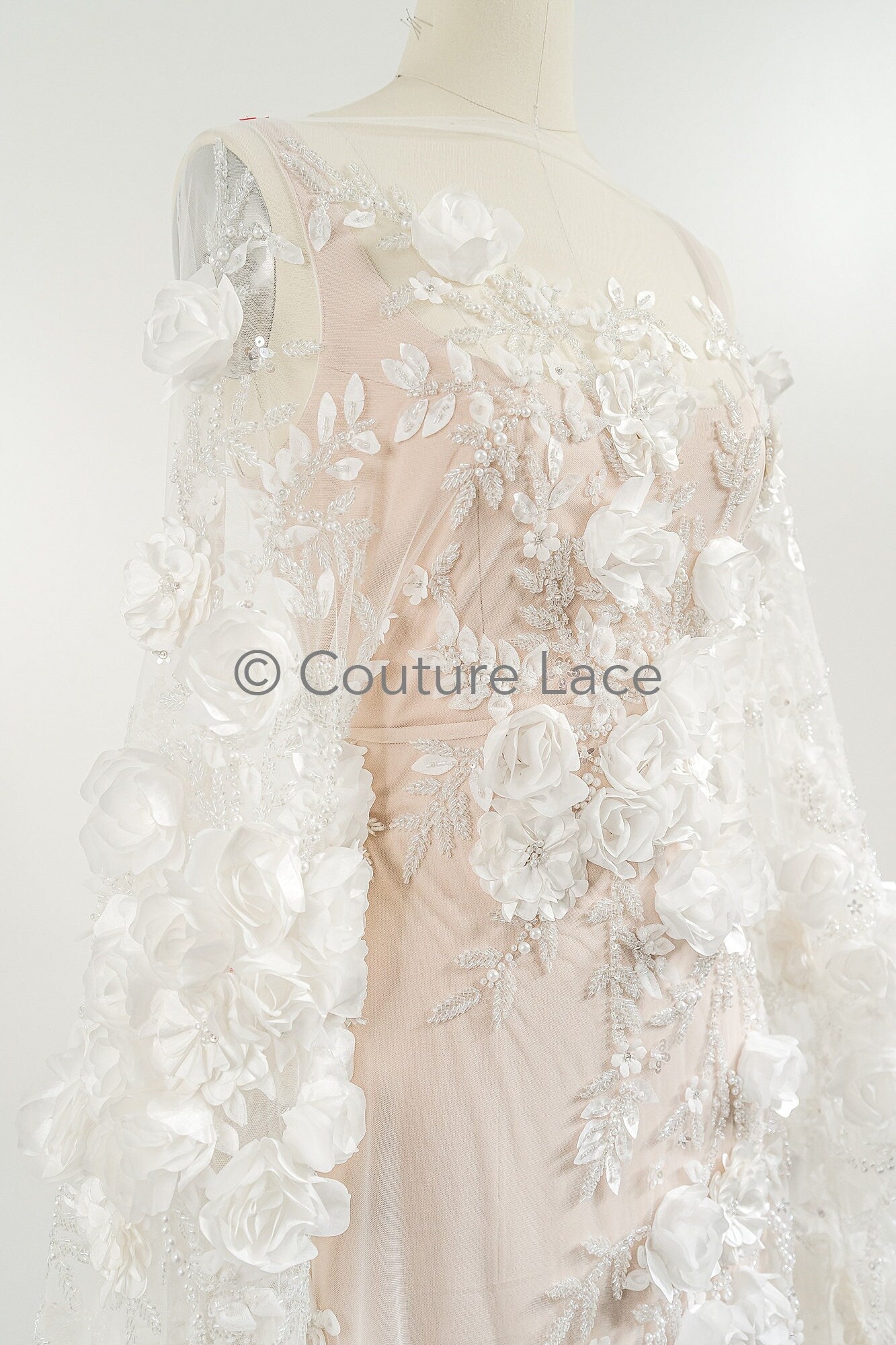 3D Blumen Spitzenstoff Off-White/ Braut Spitzenstoff mit Perlen & Pailletten/ romantischer Spitzenstoff mit 3D Blumen/ Hochzeit Spitzenstoff// L23-535