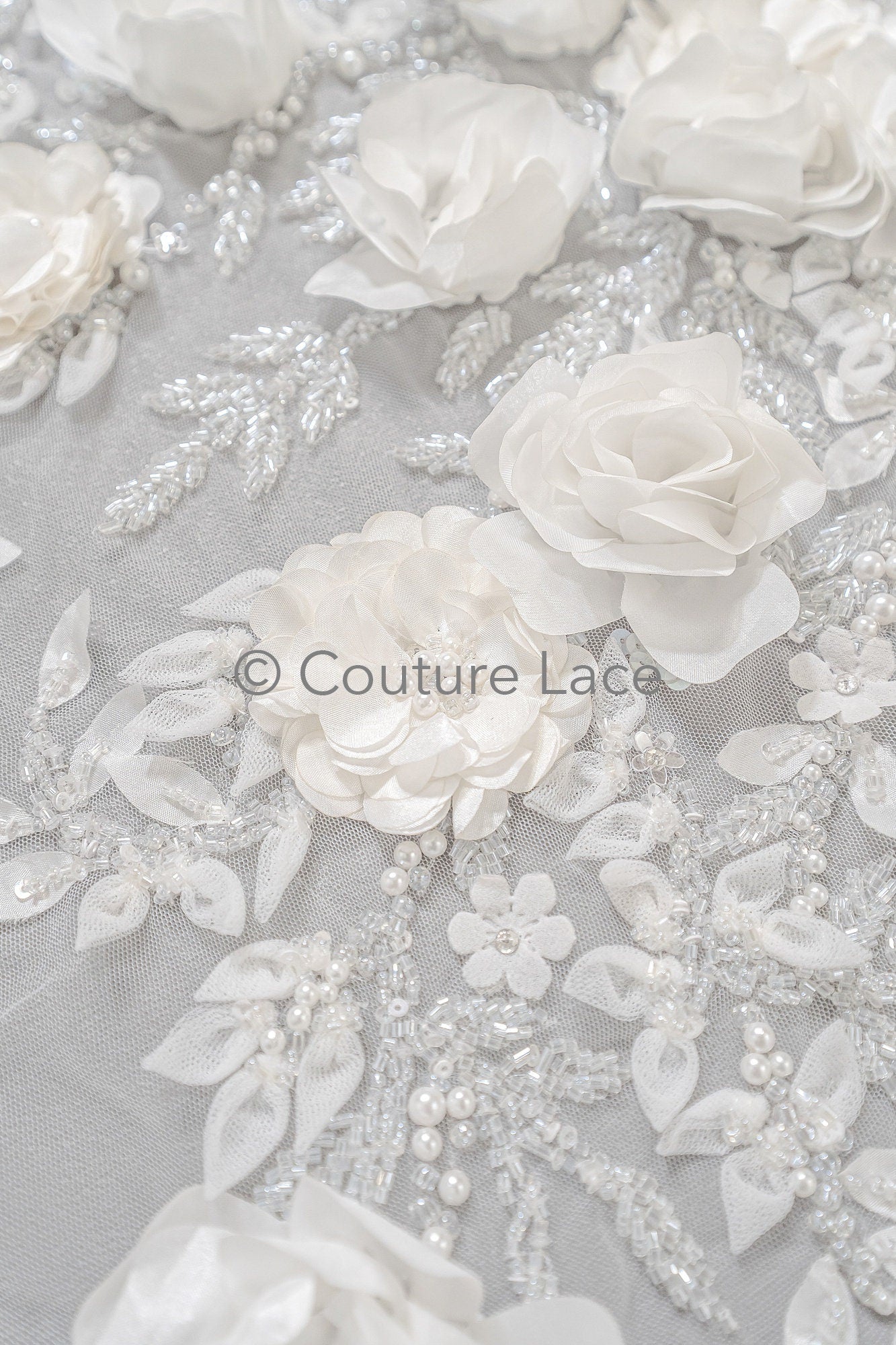 3D Blumen Spitzenstoff Off-White/ Braut Spitzenstoff mit Perlen & Pailletten/ romantischer Spitzenstoff mit 3D Blumen/ Hochzeit Spitzenstoff// L23-535