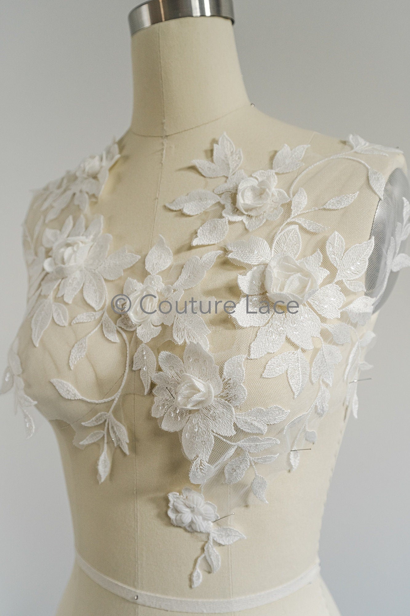 Schöne 3D Blumen Applikation/ Perlen Braut Aufnäher/ Hochzeitskleid Spitzenapplikation/ Brautblatt Applikation/ A23-339