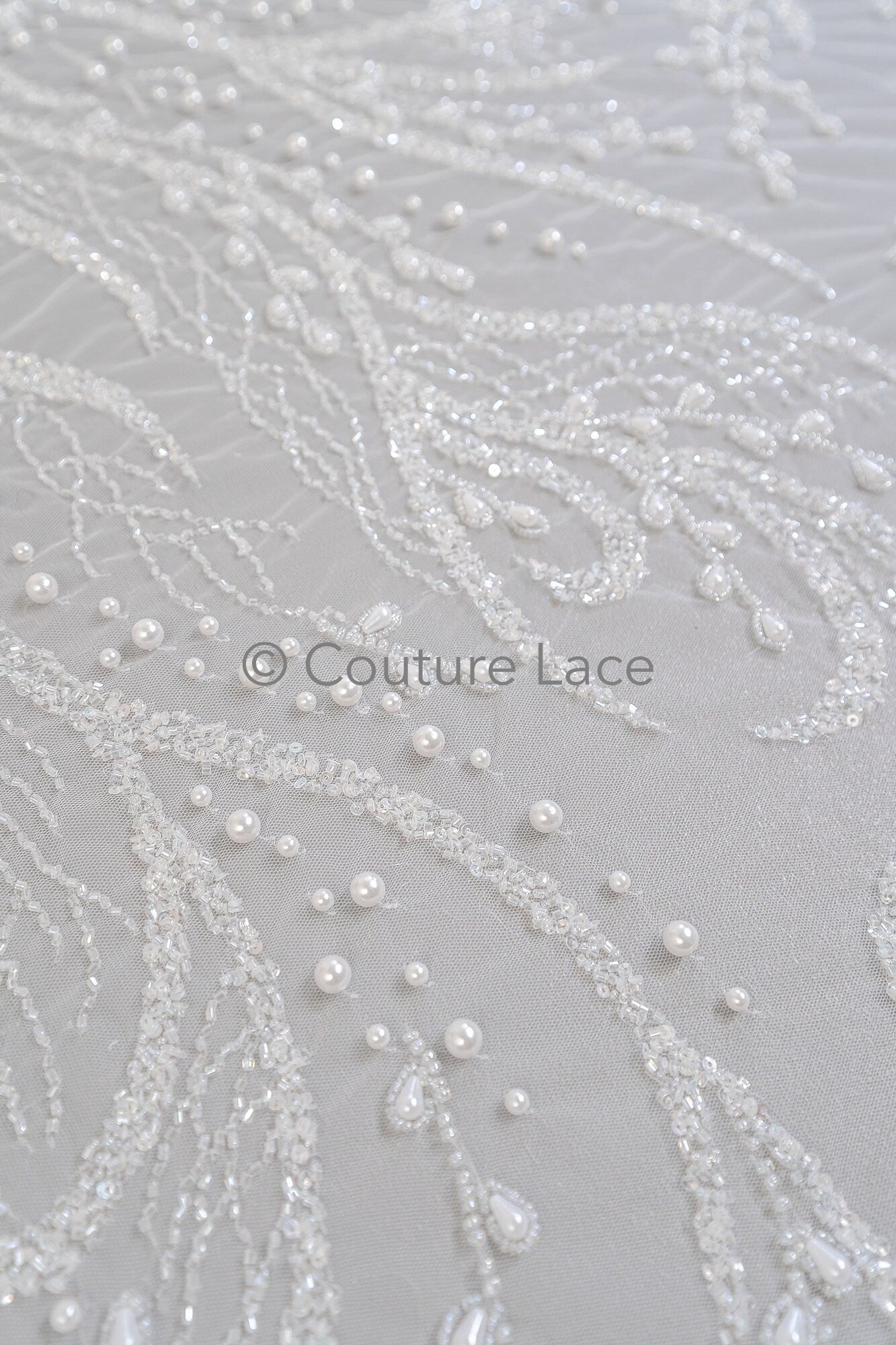 Perlen Brautspitze Stoff Off-White/ Brautspitzenstoff mit Perlen/ Luxus Braut Spitze// L23-566