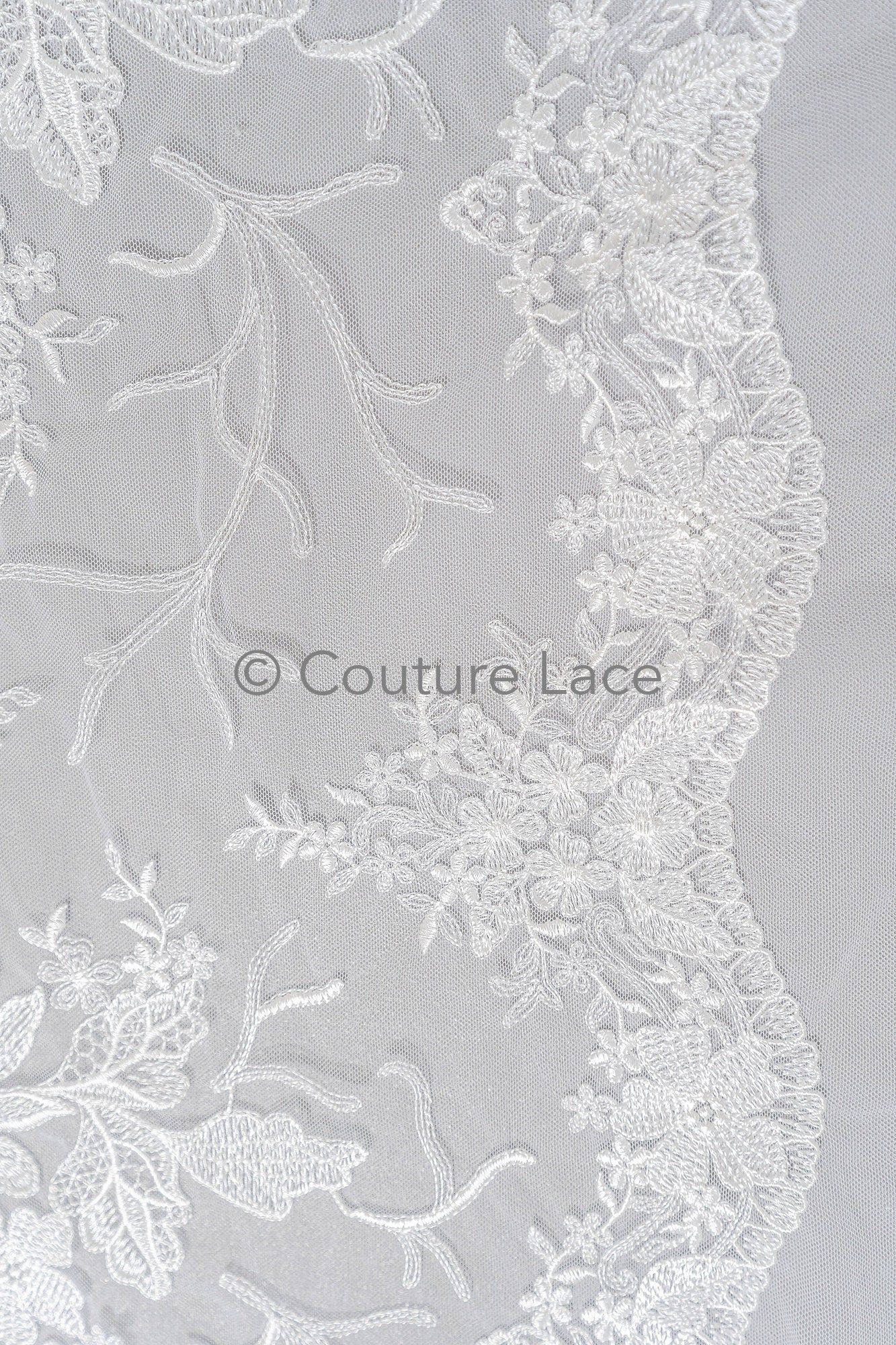 Floral bridal lace off-white/ bridal lace with flowers/ floral wedding lace/ couture lace// L23-568