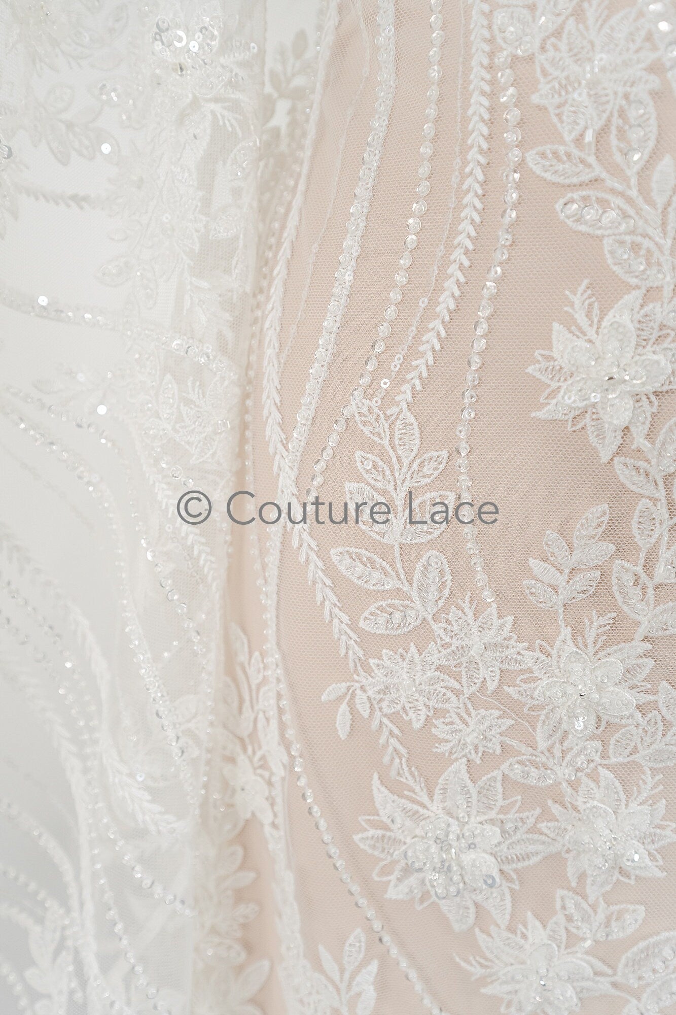 3D Blumen Spitzenstoff Off-White/ Braut Spitzenstoff mit Perlen/ romantischer Spitzenstoff mit 3D Blumen/ Hochzeit Spitzenstoff// L23-595
