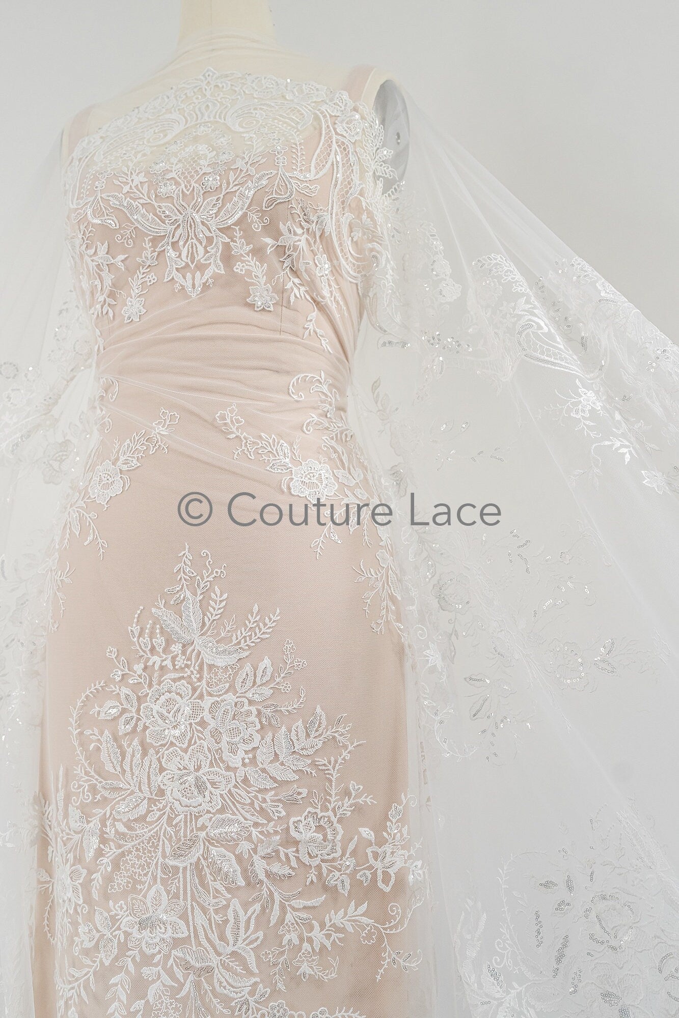 Blumen Braut Spitze Off-White/ Brautspitze mit Blumen/ Couture Spitze mit Pailletten// L23-571