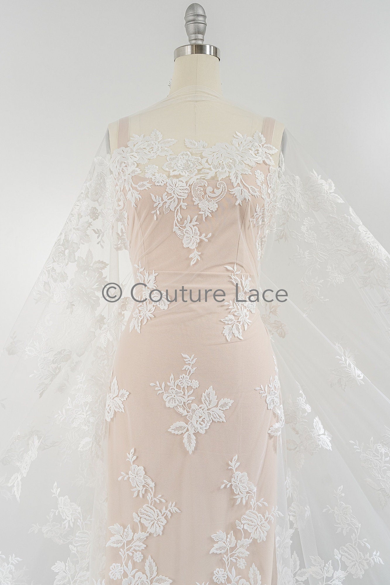 Blumen Braut Spitze Off-White/ Brautspitze mit Blumen/ romantische Braut Spitze/ Hochzeit Spitze/ Couture Spitze// L23-599