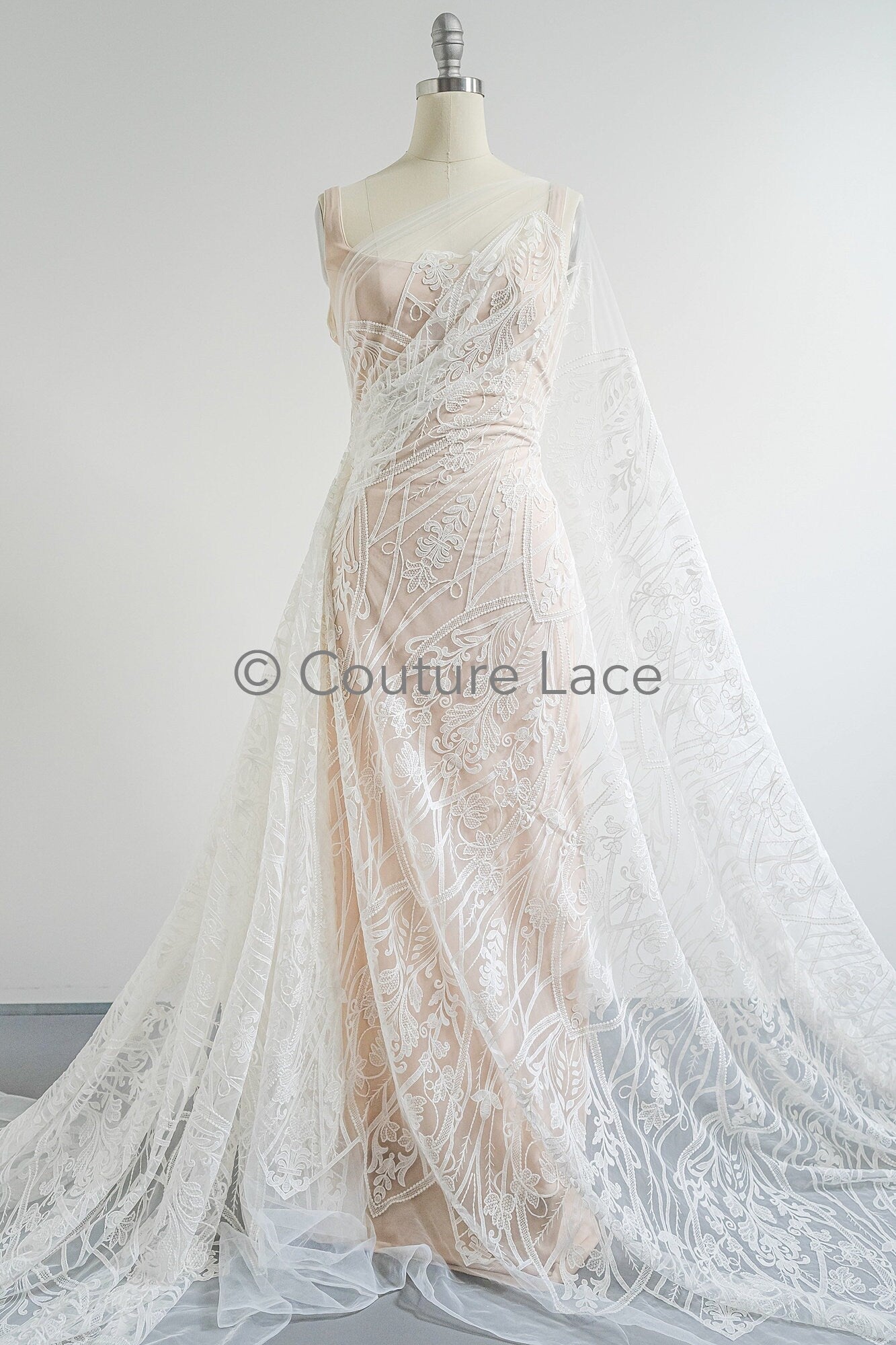 Floral bridal lace off-white/ bridal lace fabric/ floral wedding lace/ couture lace// L23-601