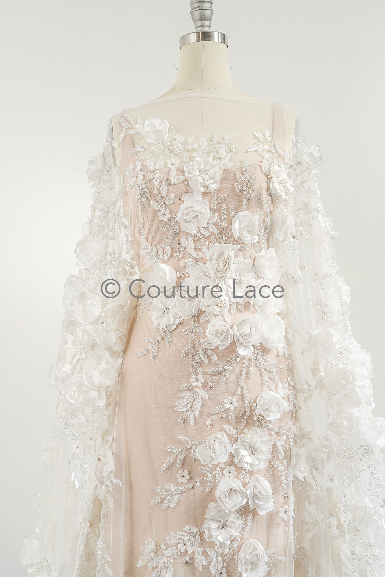 3D Blumen Spitzenstoff Off-White/ Braut Spitzenstoff mit Perlen & Pailletten/ romantischer Spitzenstoff mit 3D Blumen/ Hochzeit Spitzenstoff// L23-535