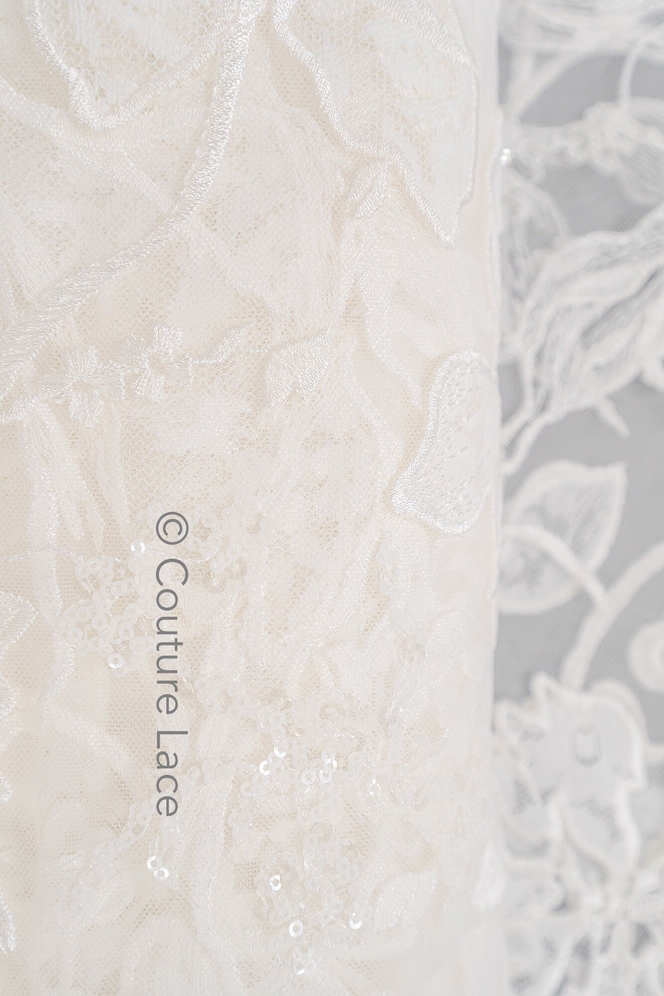 Florale Braut Spitze Off-White/ Brautspitze Stoff/ florale Hochzeit Spitze mit Pailletten/ Couture Spitze// L23-582