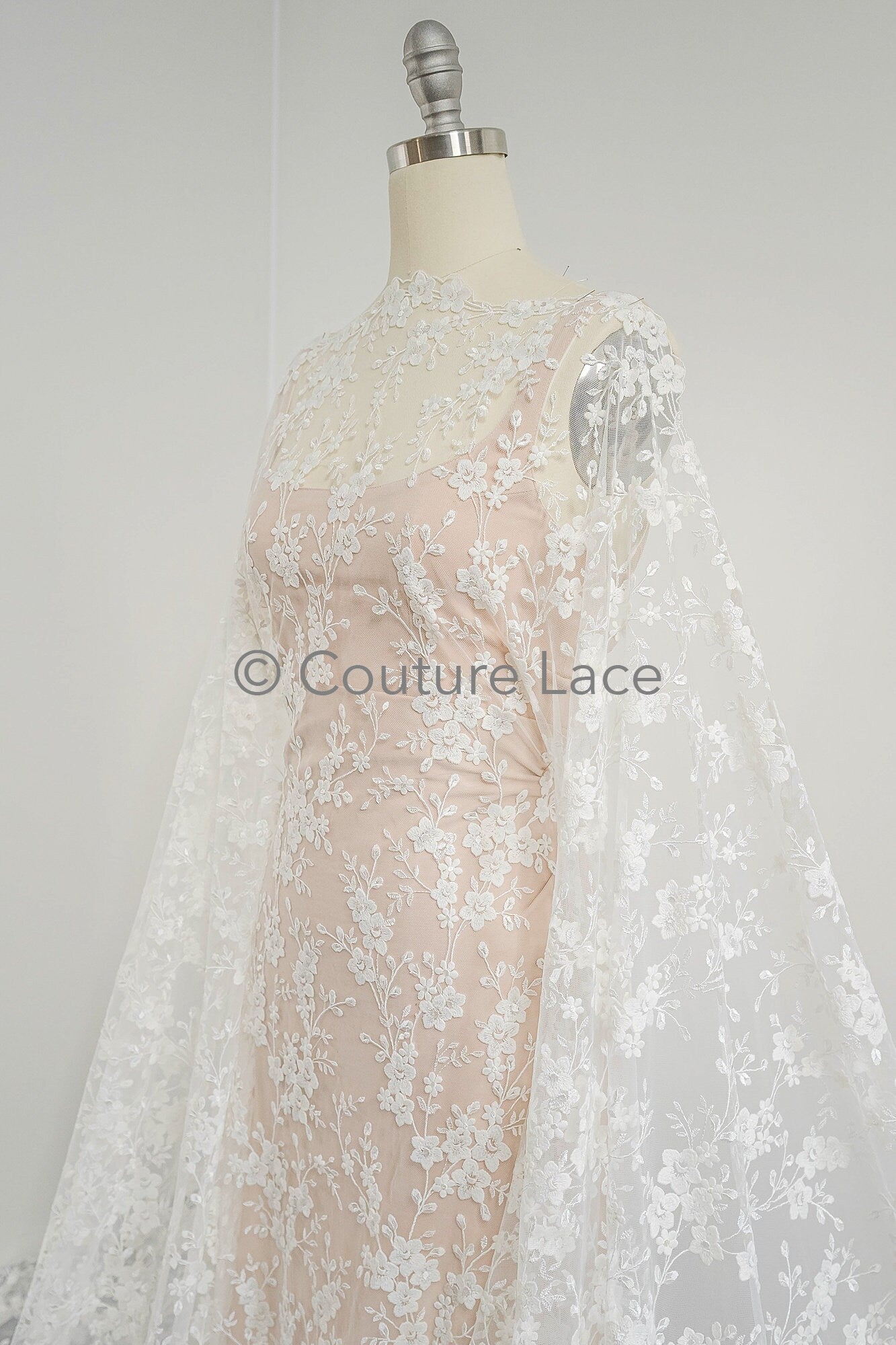 Blumen Braut Spitze Off-White/ Brautspitze mit Blumen/ Blumen Hochzeit Spitze/ Couture Spitze// L23-604