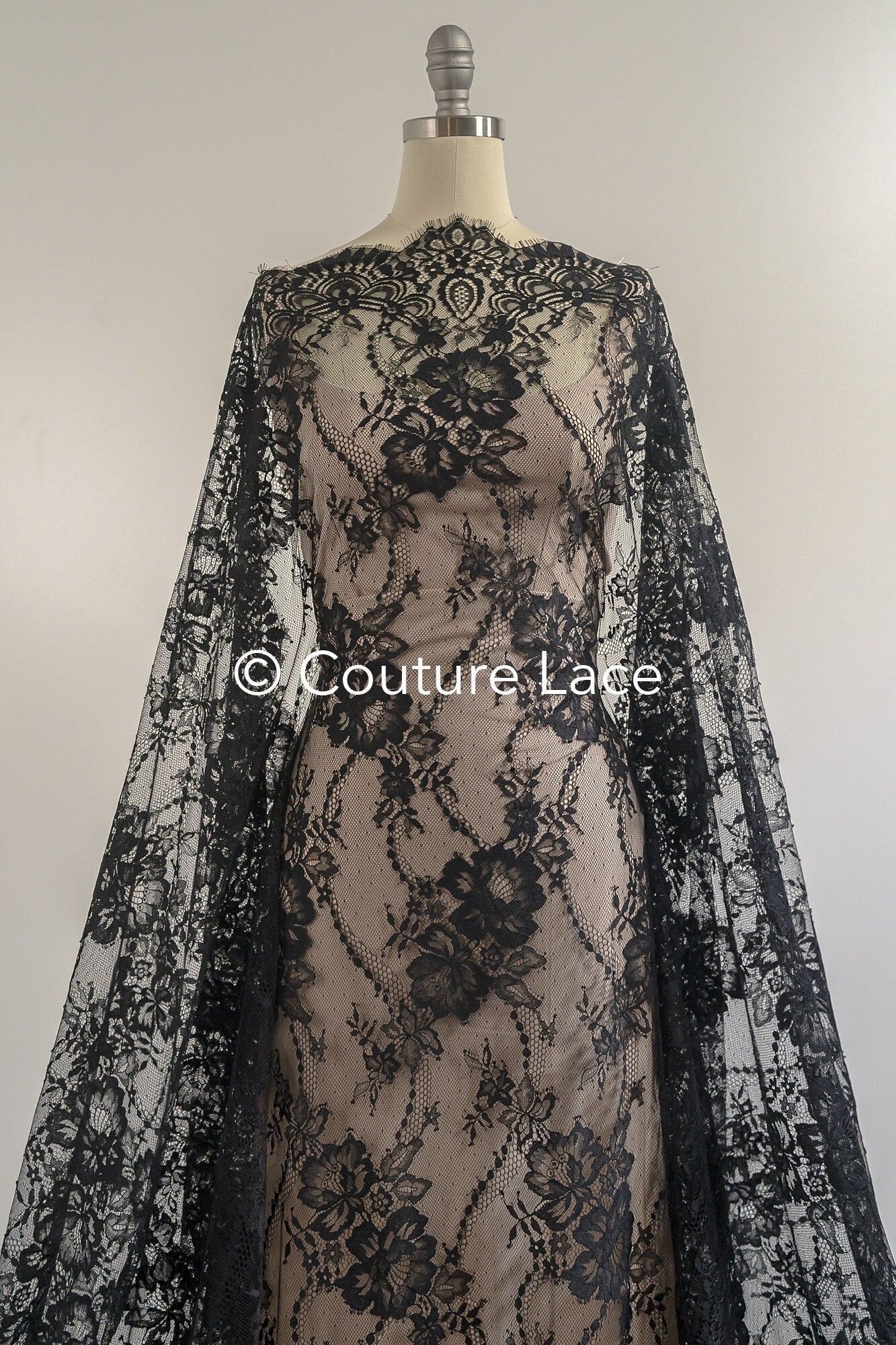 3 yds französische Spitze/ Braut florale Spitze/ schwarze Brautspitze/ florale Hochzeit Spitze/ Chantilly Spitze// L23-618