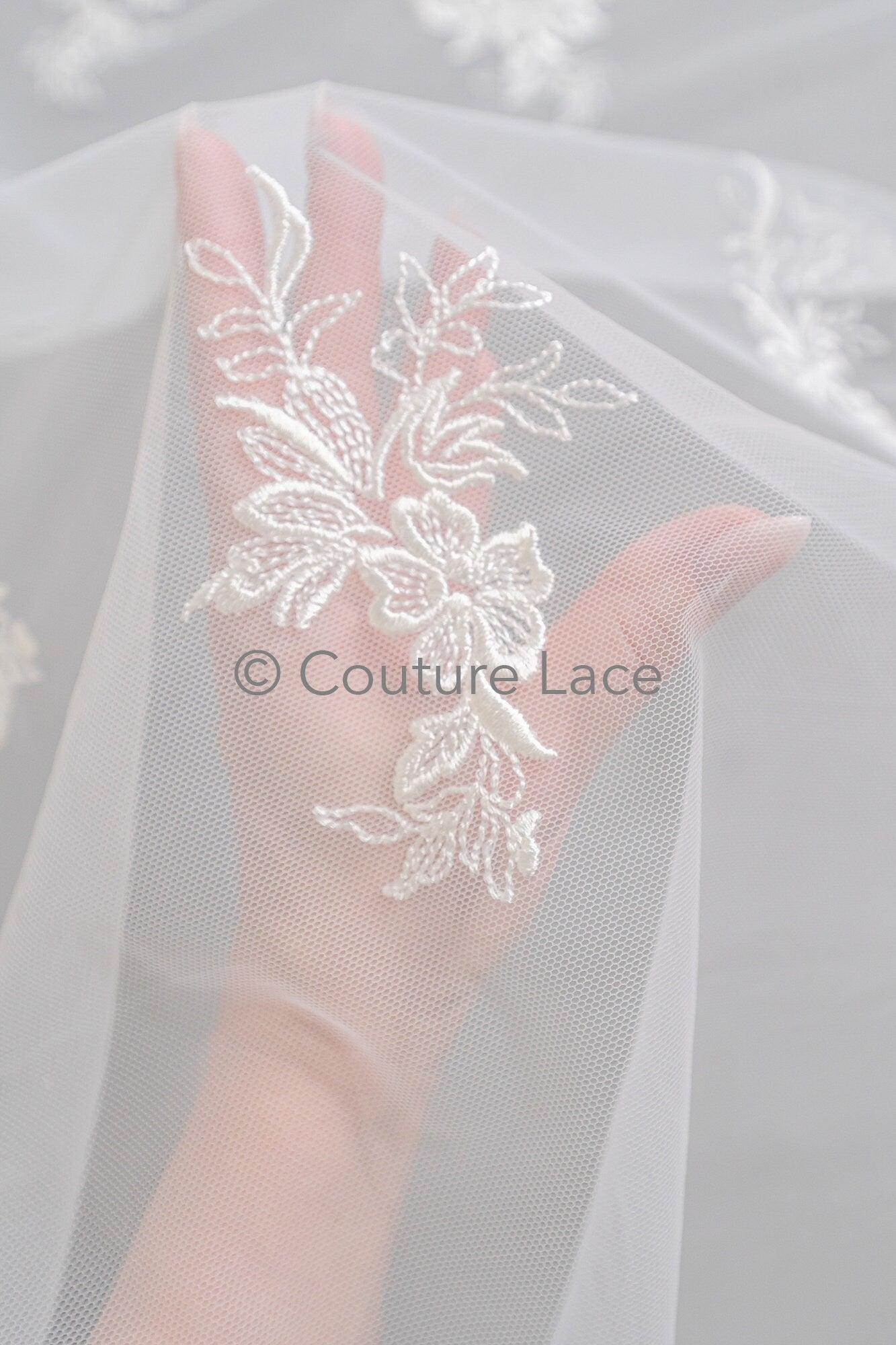 Blumen Braut Spitze Off-White/ Brautspitze mit Blumen/ Hochzeit Spitze/ Couture Spitze// L23-624