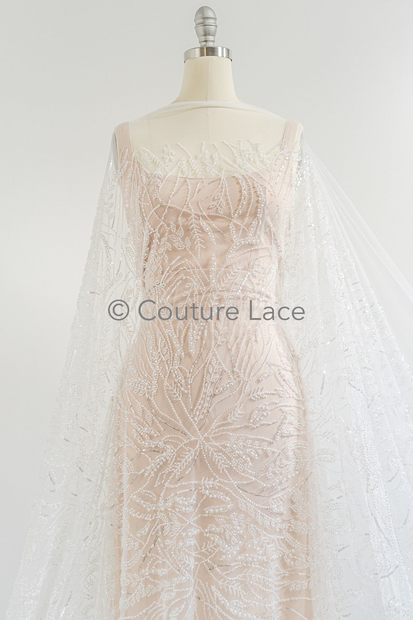 Perlen Spitzenstoff Off-White/ Couture Spitze Stoff / Brautspitze Stoff/ Perlen Spitze// L23-626