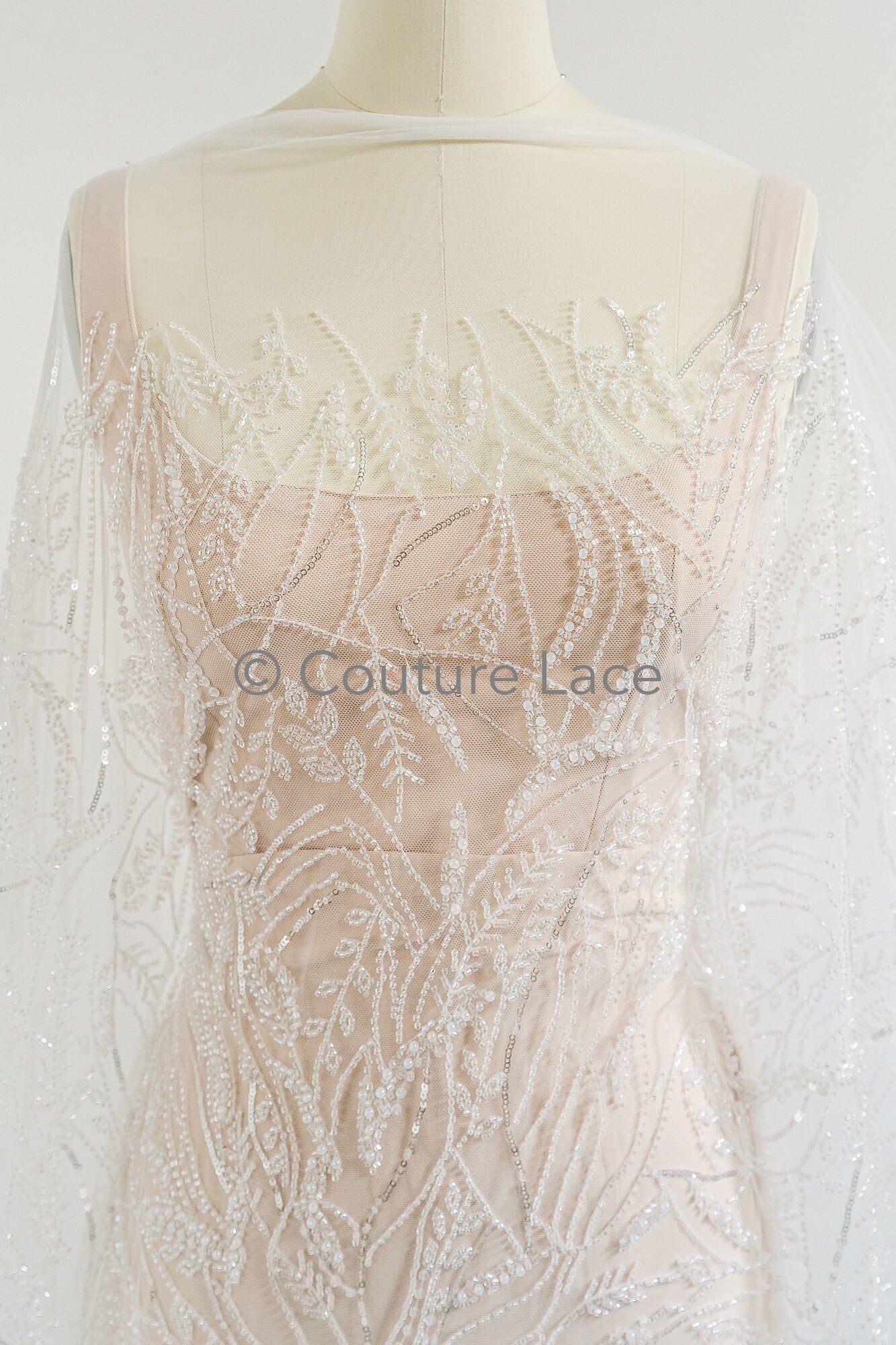 Perlen Spitzenstoff Off-White/ Couture Spitze Stoff / Brautspitze Stoff/ Perlen Spitze// L23-626