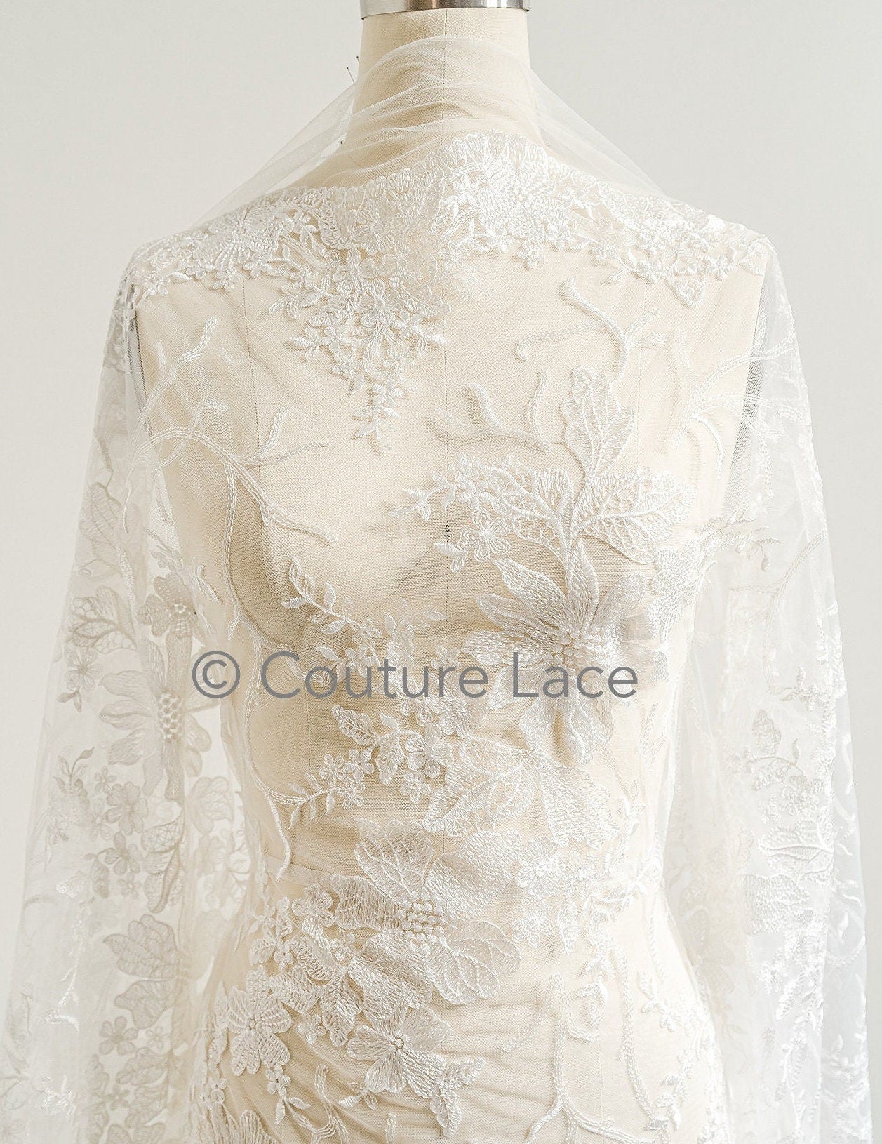 Floral bridal lace off-white/ bridal lace with flowers/ floral wedding lace/ couture lace// L23-568