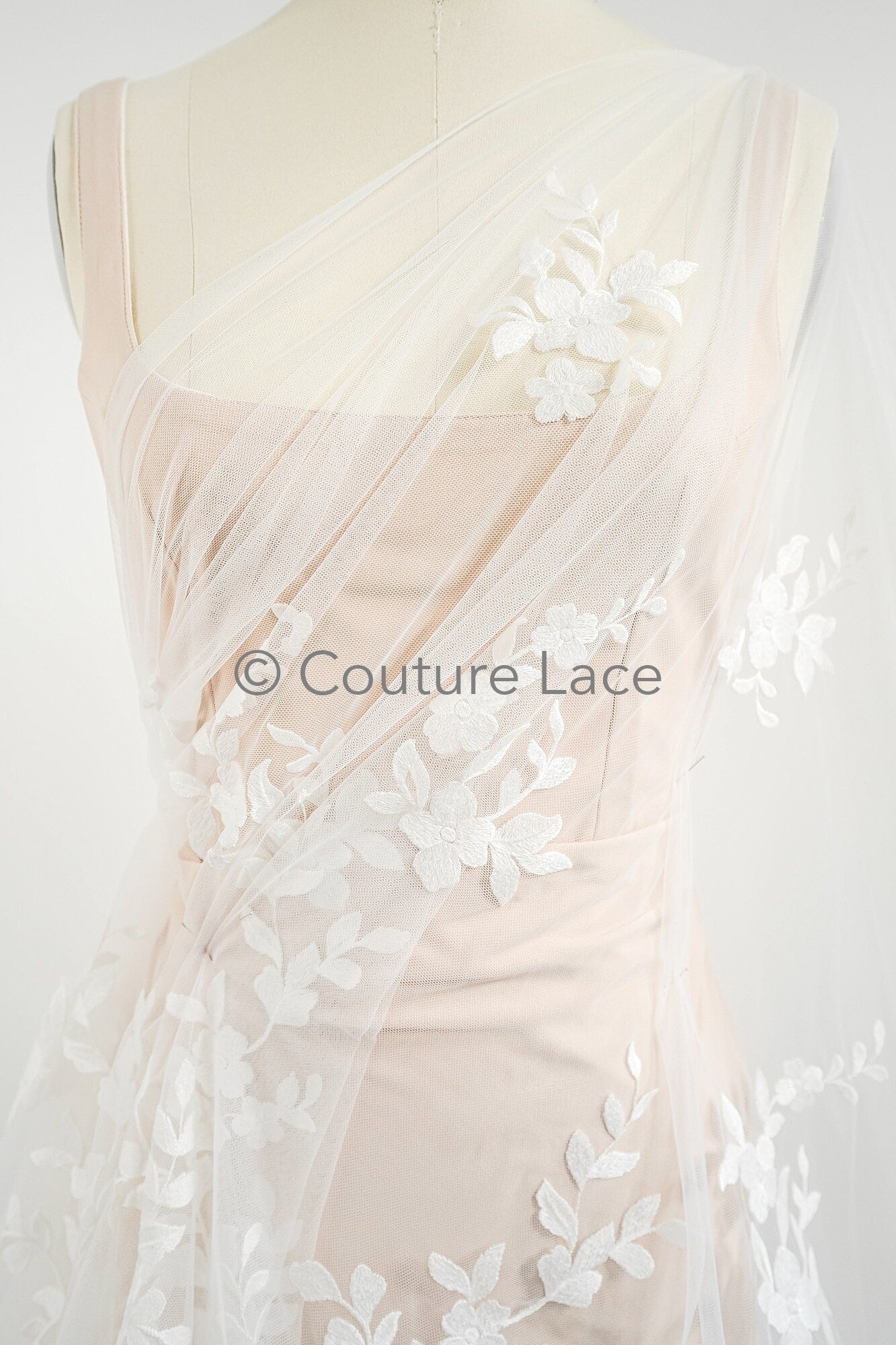1.3yds Floral Bridal Lace Off-White/ Bridal lace with flowers/ floral wedding lace/ couture lace// L23-553-REST-1.3YDS