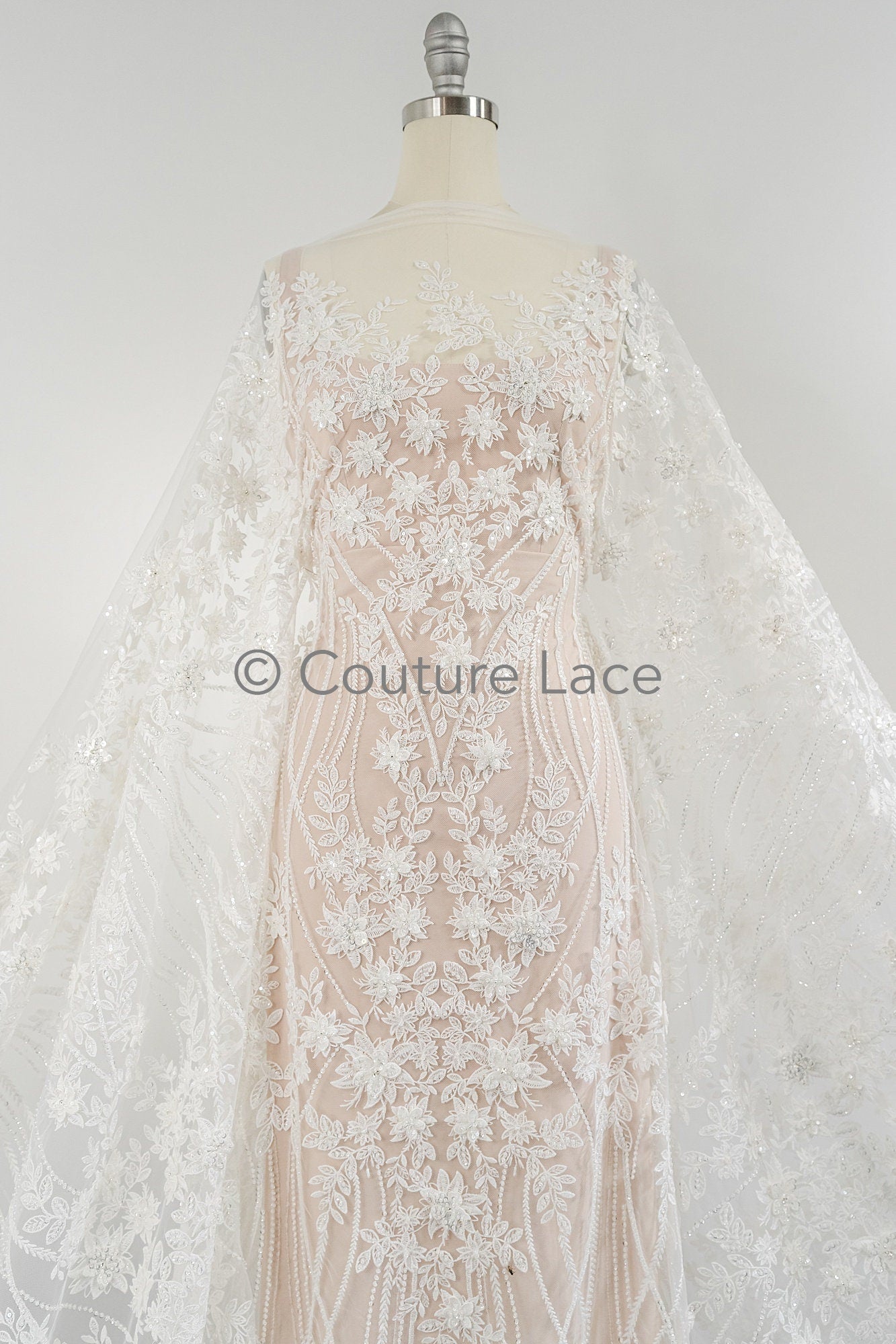 3D Blumen Spitzenstoff Off-White/ Braut Spitzenstoff mit Perlen/ romantischer Spitzenstoff mit 3D Blumen/ Hochzeit Spitzenstoff// L23-595