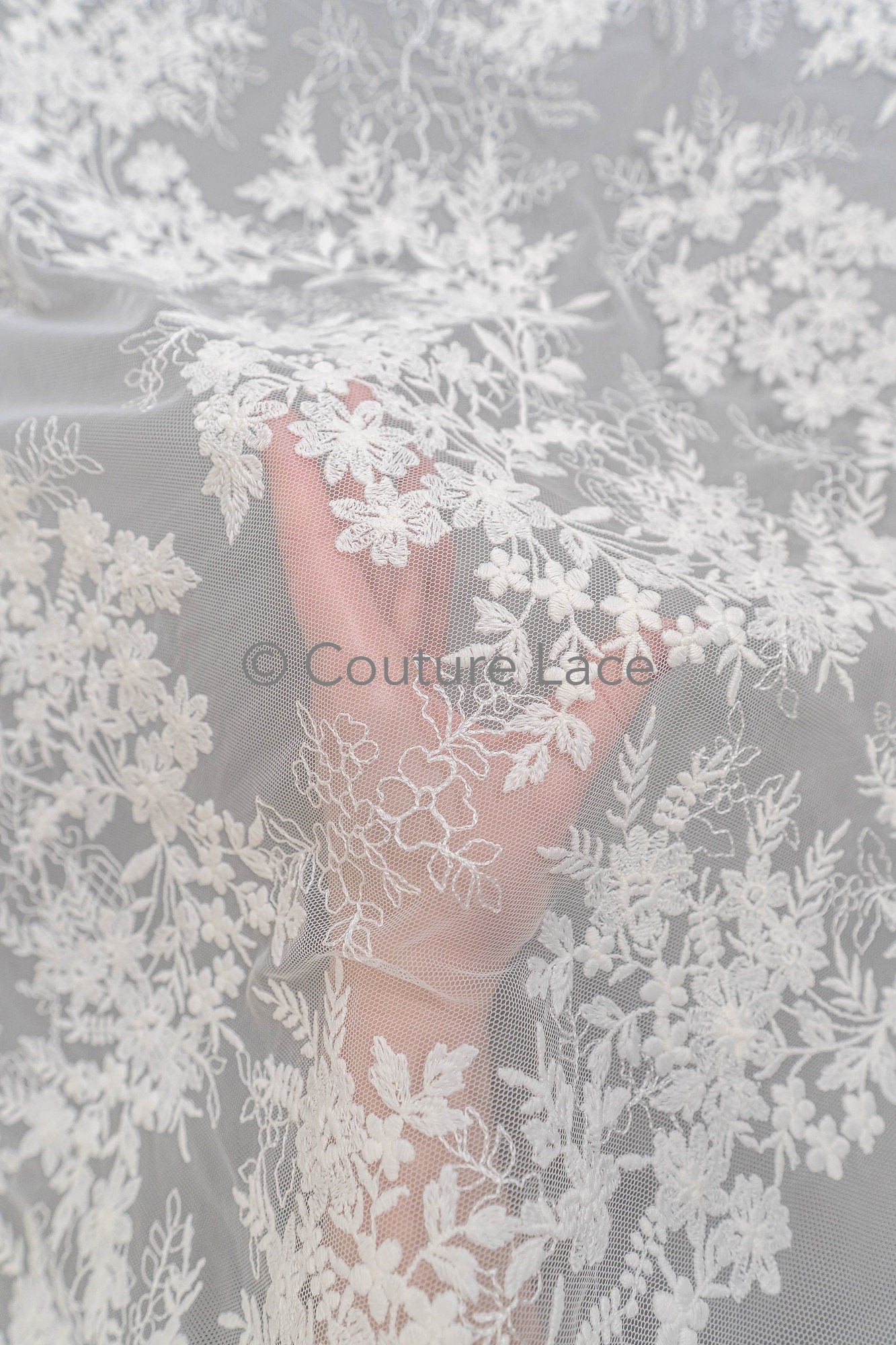 Blumen Braut Spitze Off-White/ Brautspitze Stoff/ Blumen Hochzeit Spitze/ Couture Spitze// L23-597