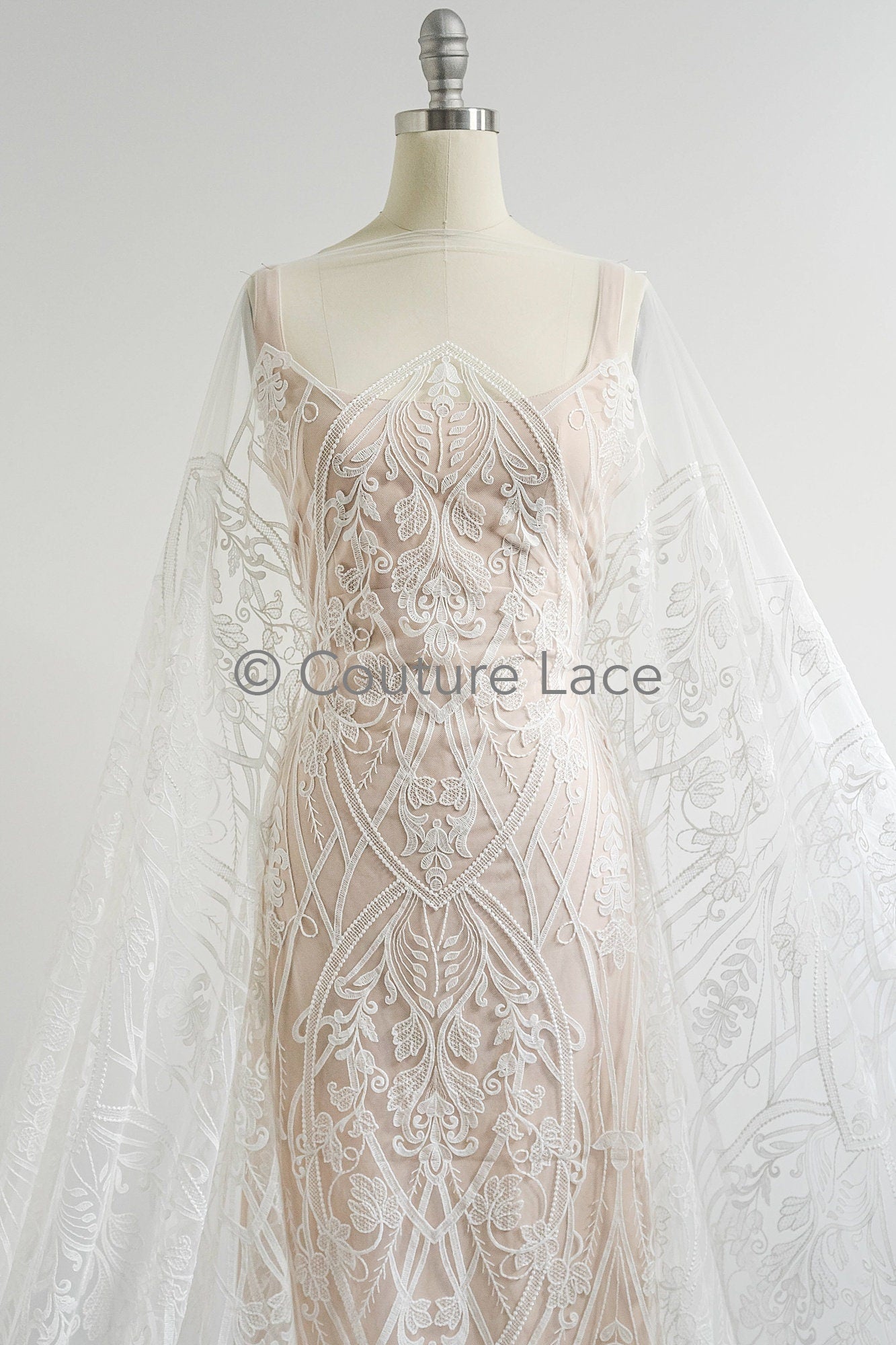 Floral bridal lace off-white/ bridal lace fabric/ floral wedding lace/ couture lace// L23-601