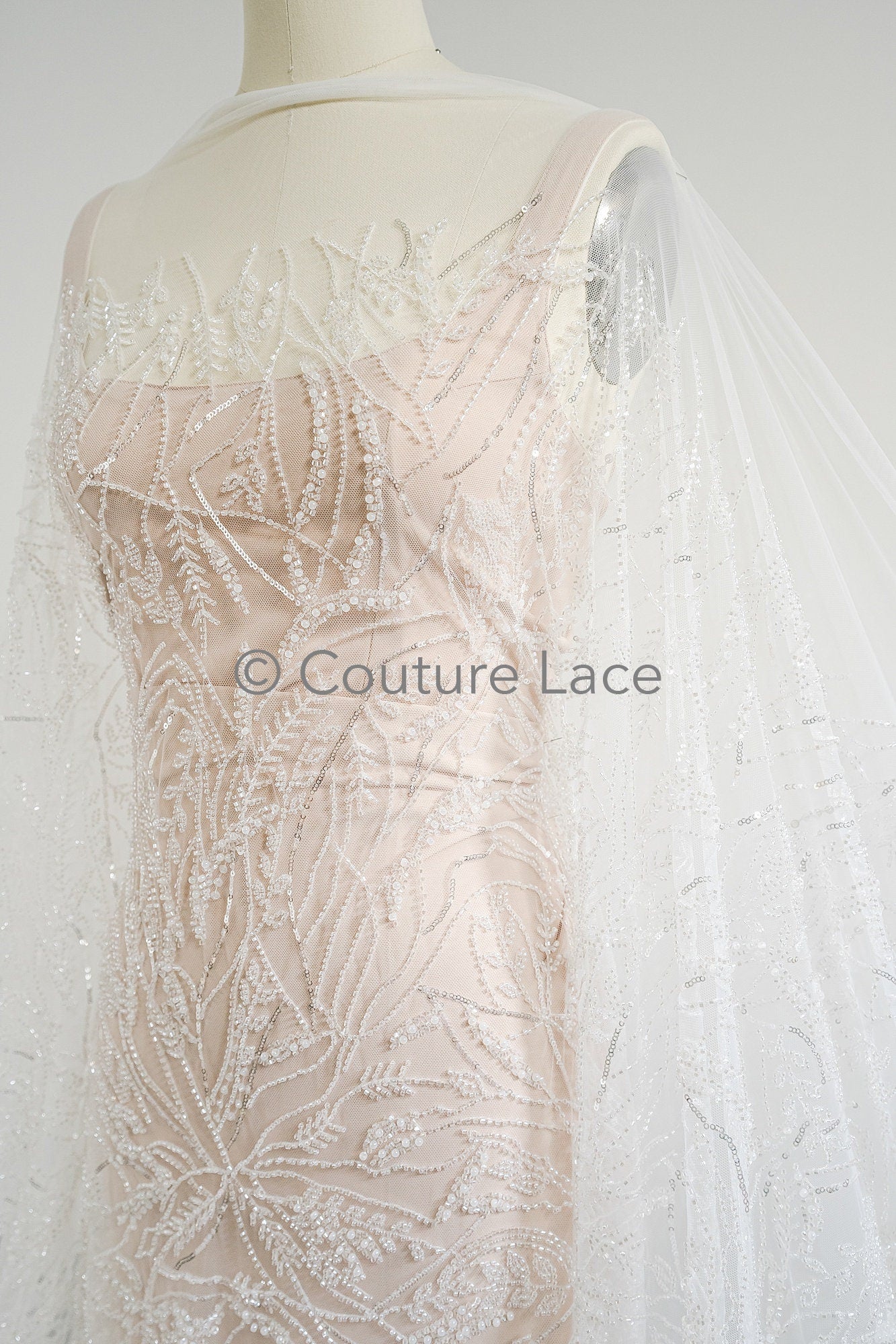 Perlen Spitzenstoff Off-White/ Couture Spitze Stoff / Brautspitze Stoff/ Perlen Spitze// L23-626