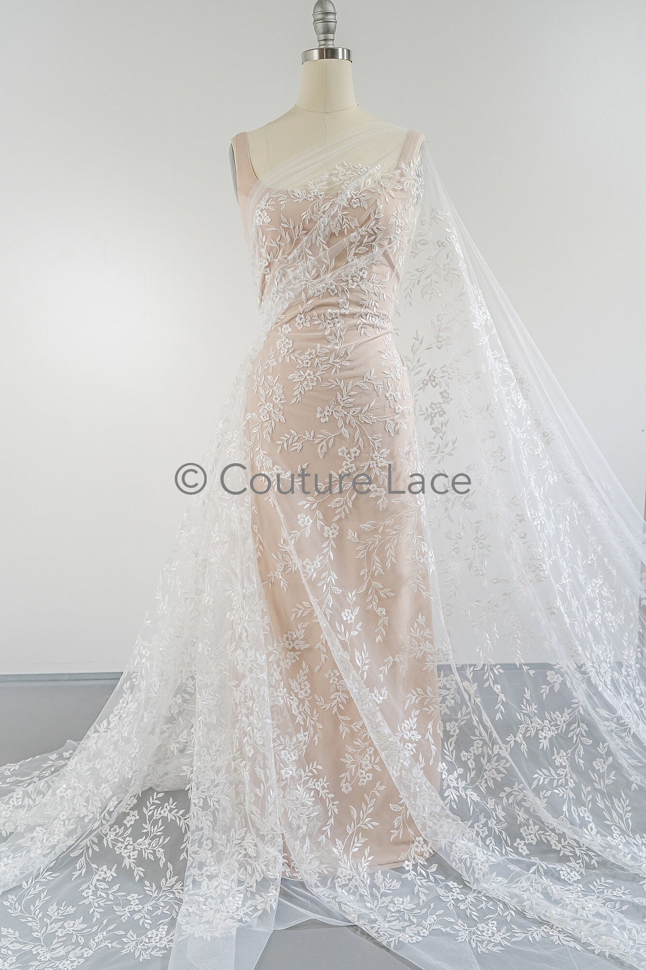 Blumen Braut Spitze Off-White/ Brautspitze mit Blumen/ Hochzeit Spitze/ Couture Spitze// L23-628