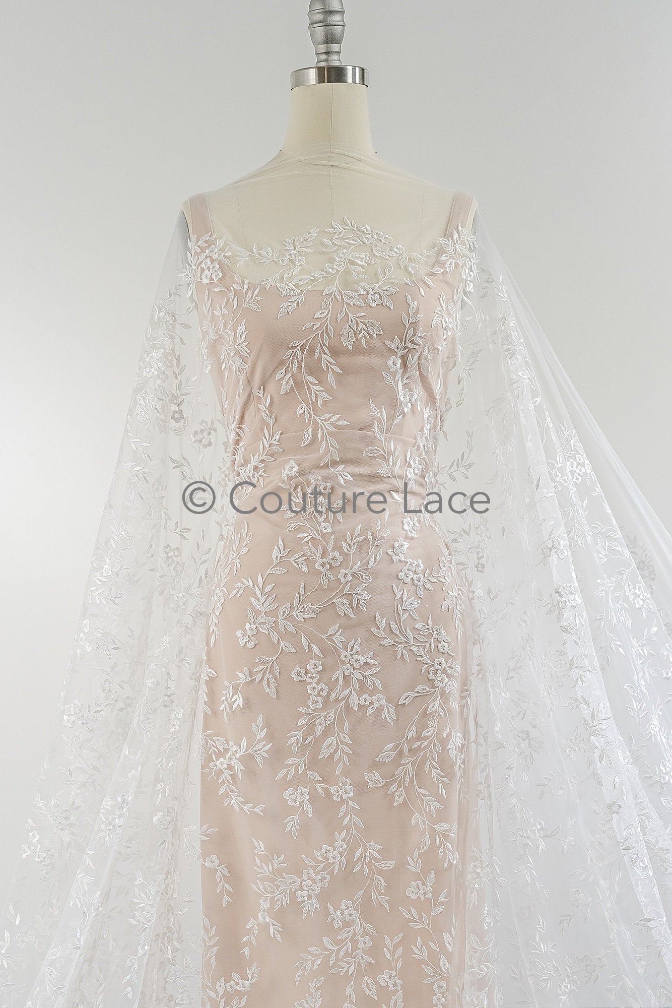 Blumen Braut Spitze Off-White/ Brautspitze mit Blumen/ Hochzeit Spitze/ Couture Spitze// L23-628