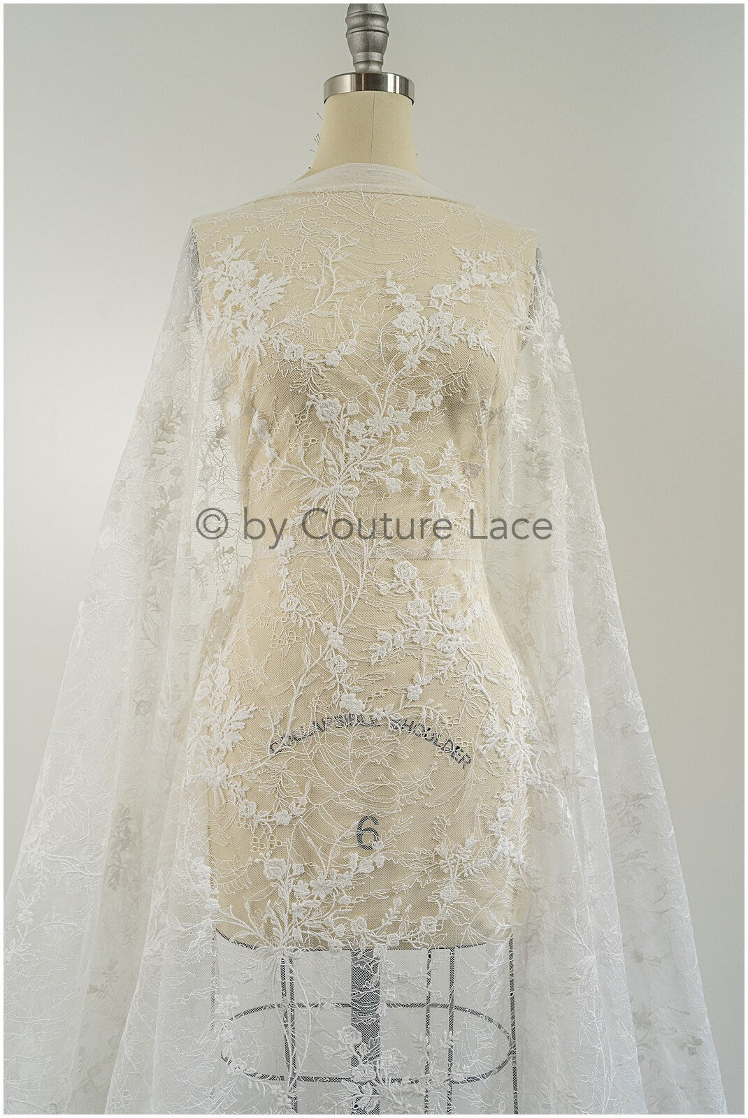 Florale Braut Spitze Off-White/ französische Braut Spitze/ florale Hochzeit Spitze/ Couture Spitze// L23-633