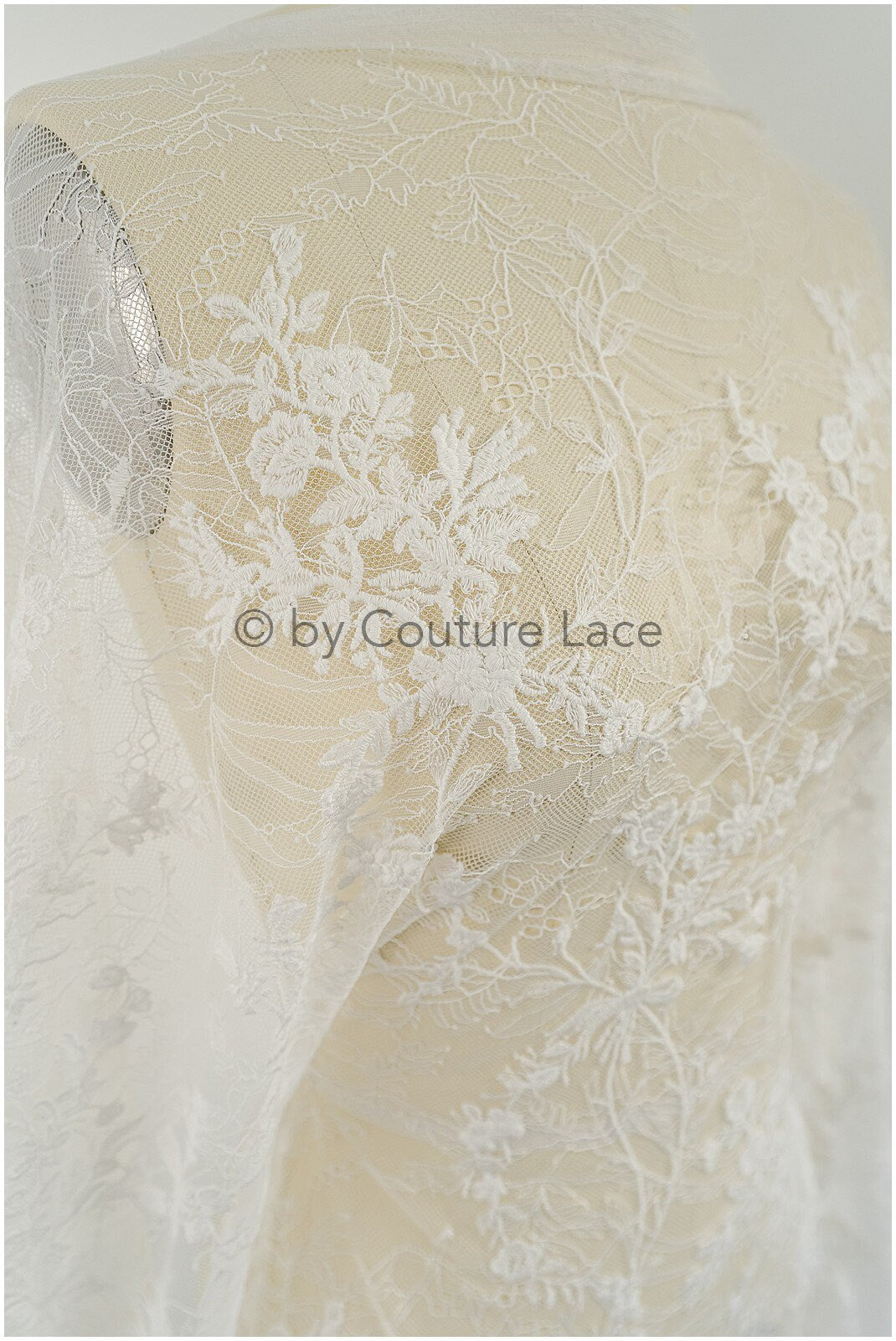 Florale Braut Spitze Off-White/ französische Braut Spitze/ florale Hochzeit Spitze/ Couture Spitze// L23-633