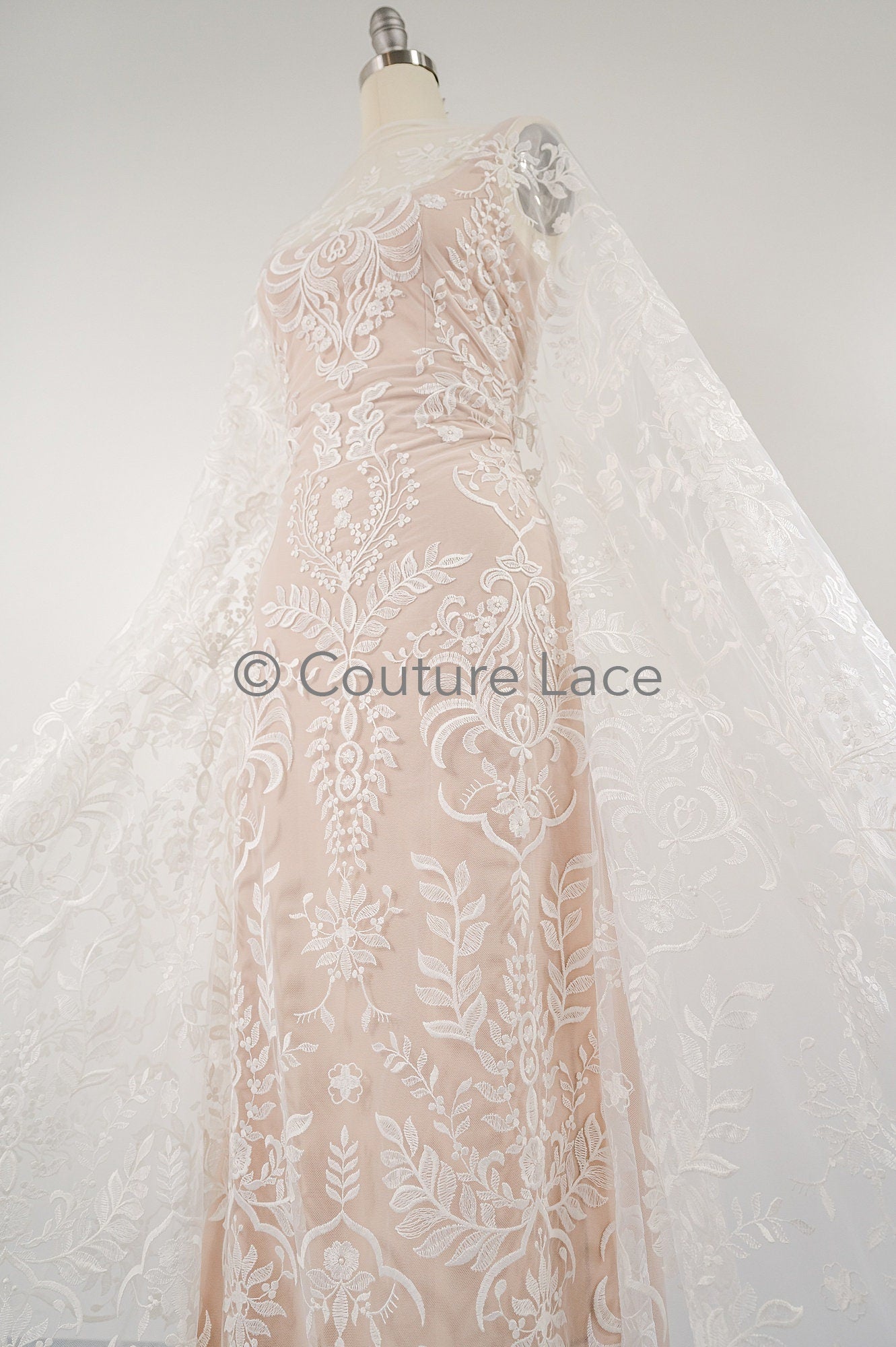 Blumen Braut Spitze Off-White/ Braut Spitzenstoff/ Brautspitze mit Blumen/ Blumen Hochzeit Spitze/ Couture Spitze// L23-001N