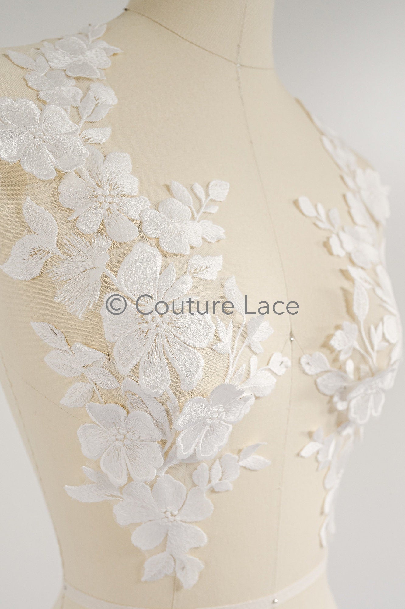 3D Blumen Applikation / Blumen Spitze Hochzeit Aufnäher / romantisches Kleid Spitze Applikation / Braut Blatt Applikation // A23-364