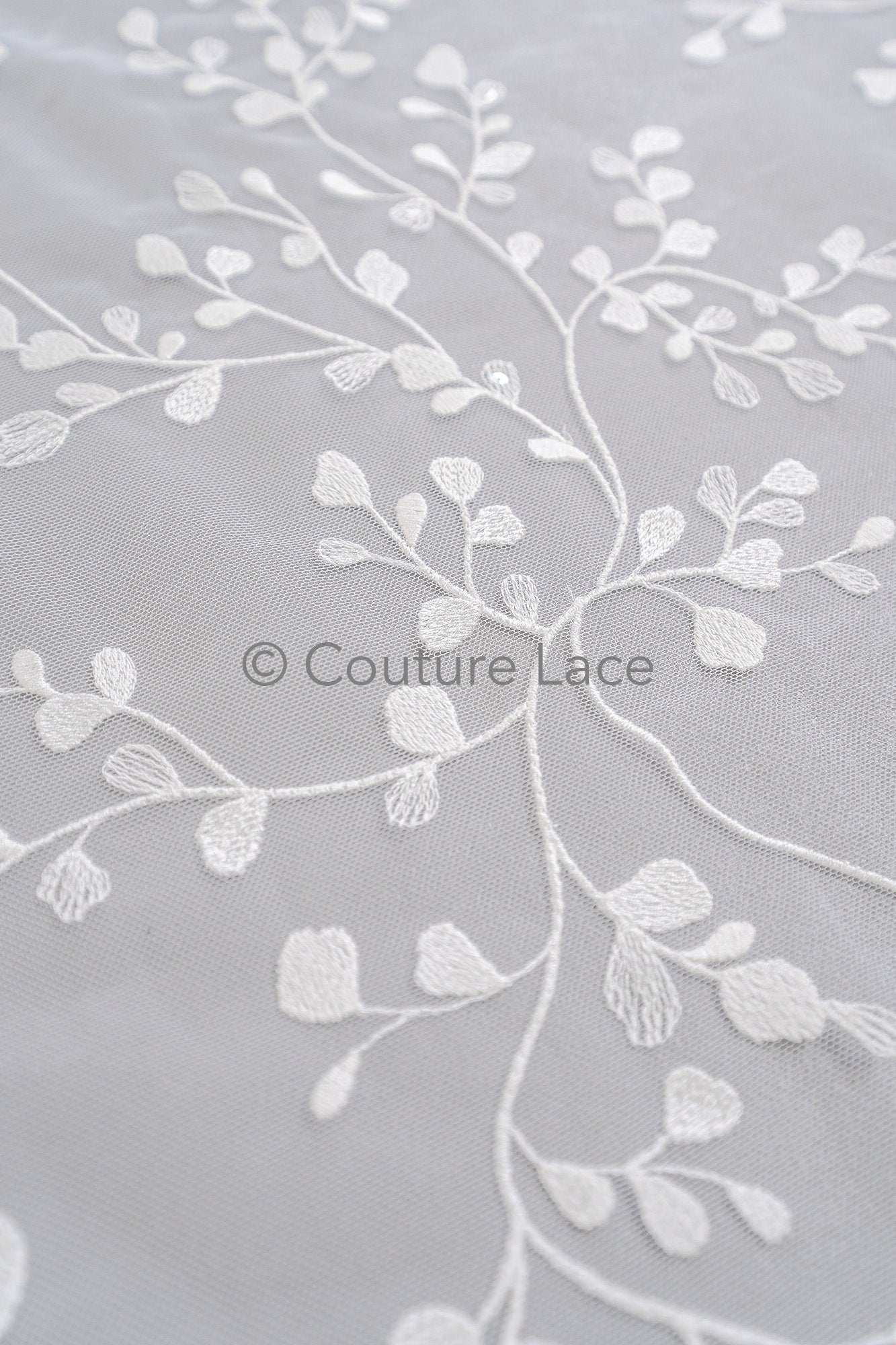 Florale Braut Spitze / Braut Spitze Material / offwhite Braut Spitze mit Folgen / florale Hochzeit Spitze / Couture Spitze / / L23-636