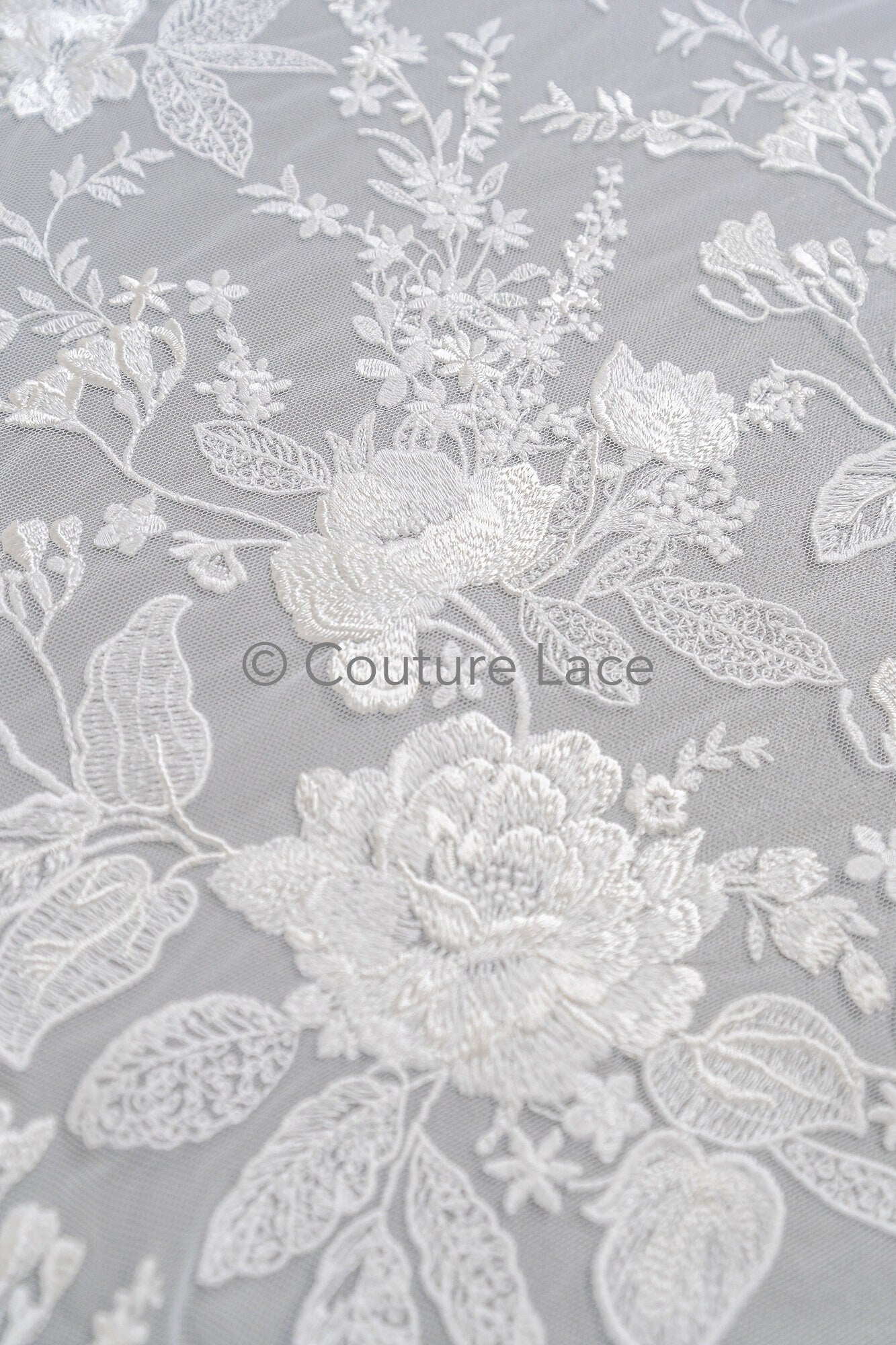 Blumen Braut Spitze Off-White/ Brautspitze mit Blumen/ Hochzeit Spitze/ Couture Spitze// L23-609