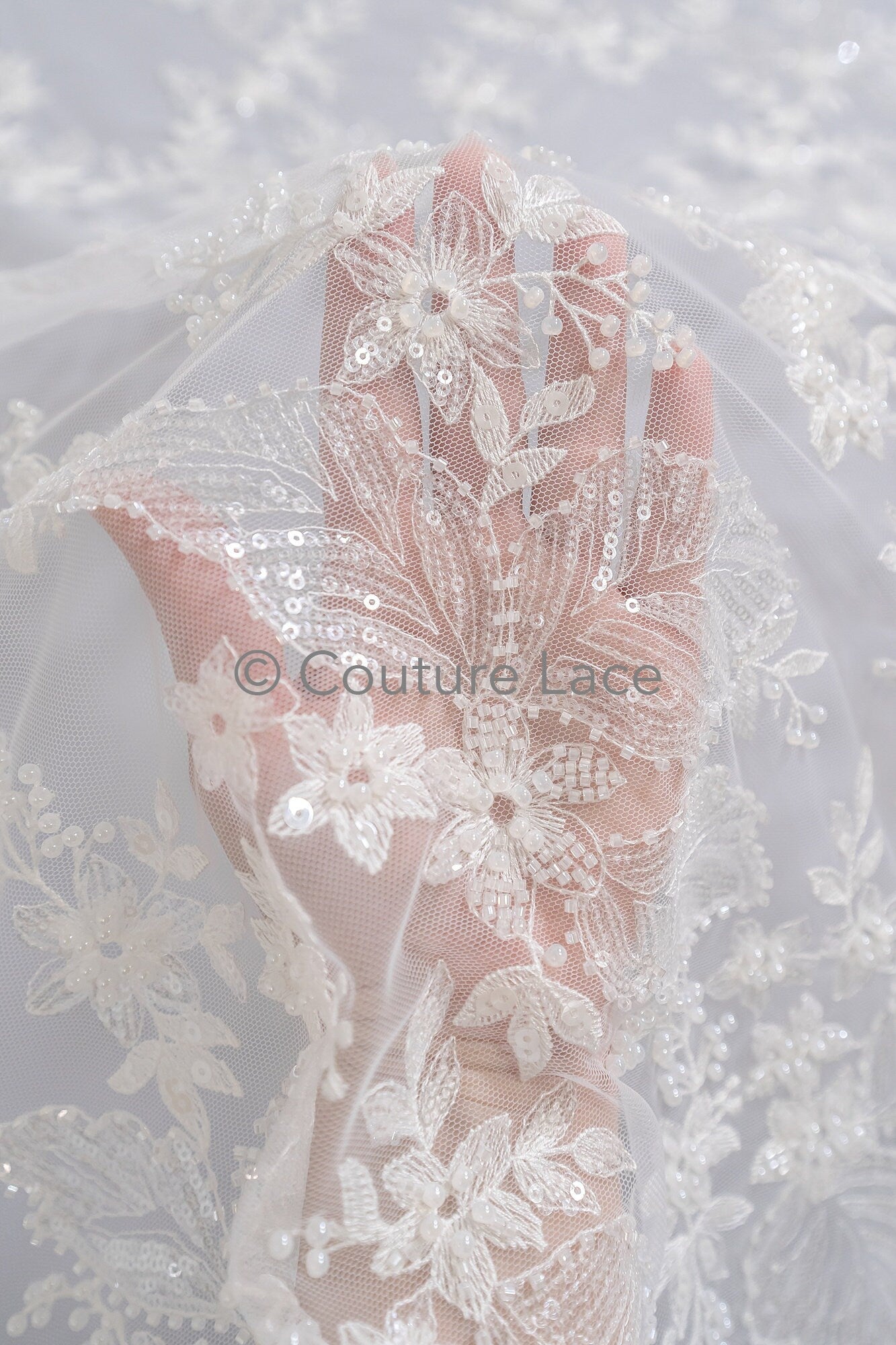 Blumen Perlen Spitze Stoff/ Couture Spitzen Stoff/ Braut Spitzen Stoff/ Perlen Perlen Spitze// L23-657
