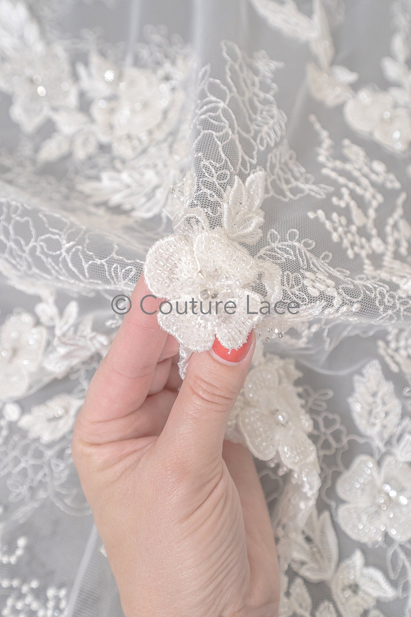 3D Blumen Perlen Spitzen Stoff/ Couture Spitzenstoff mit Perlen/ Braut Spitzenstoff/ Brautspitze// L23-638