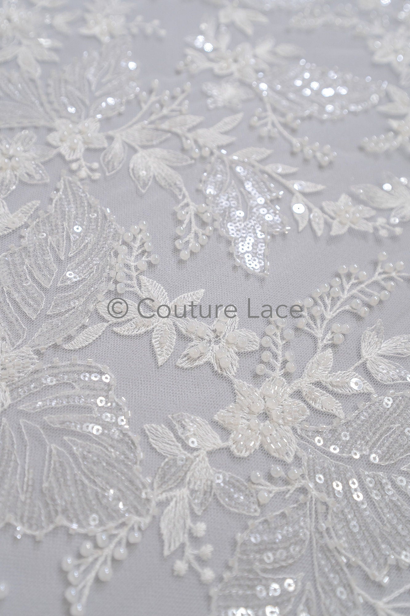 Blumen Perlen Spitze Stoff/ Couture Spitzen Stoff/ Braut Spitzen Stoff/ Perlen Perlen Spitze// L23-657