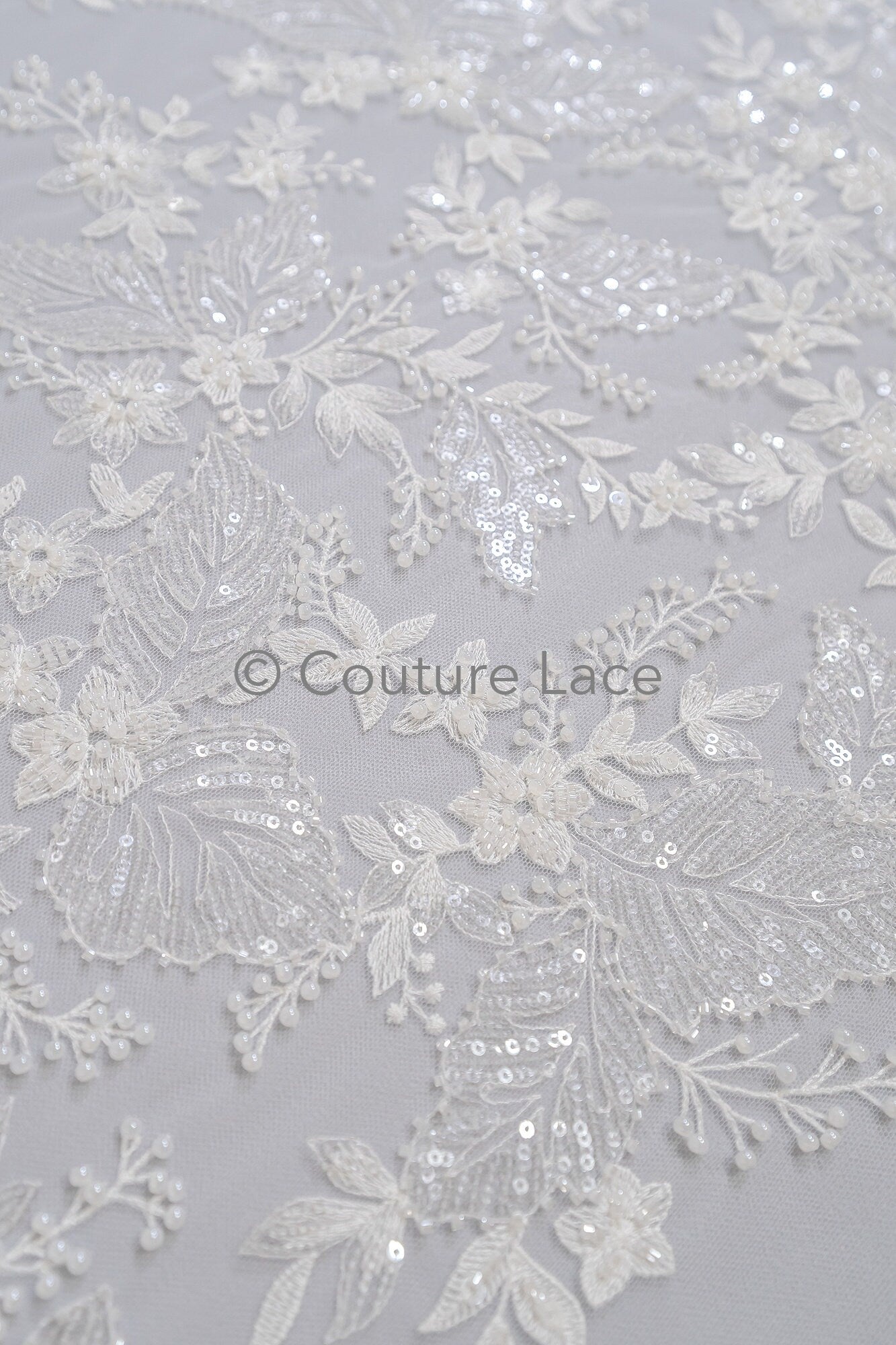 Blumen Perlen Spitze Stoff/ Couture Spitzen Stoff/ Braut Spitzen Stoff/ Perlen Perlen Spitze// L23-657