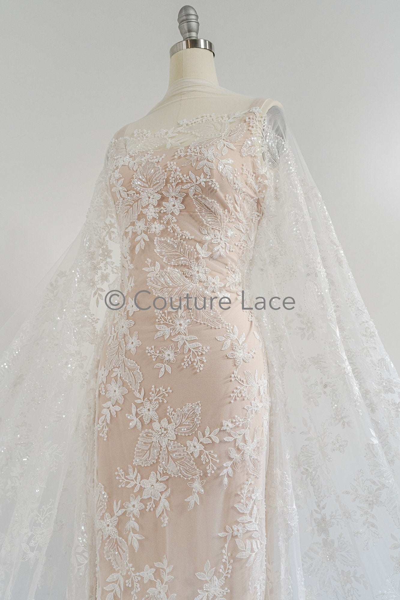 Blumen Perlen Spitze Stoff/ Couture Spitzen Stoff/ Braut Spitzen Stoff/ Perlen Perlen Spitze// L23-657