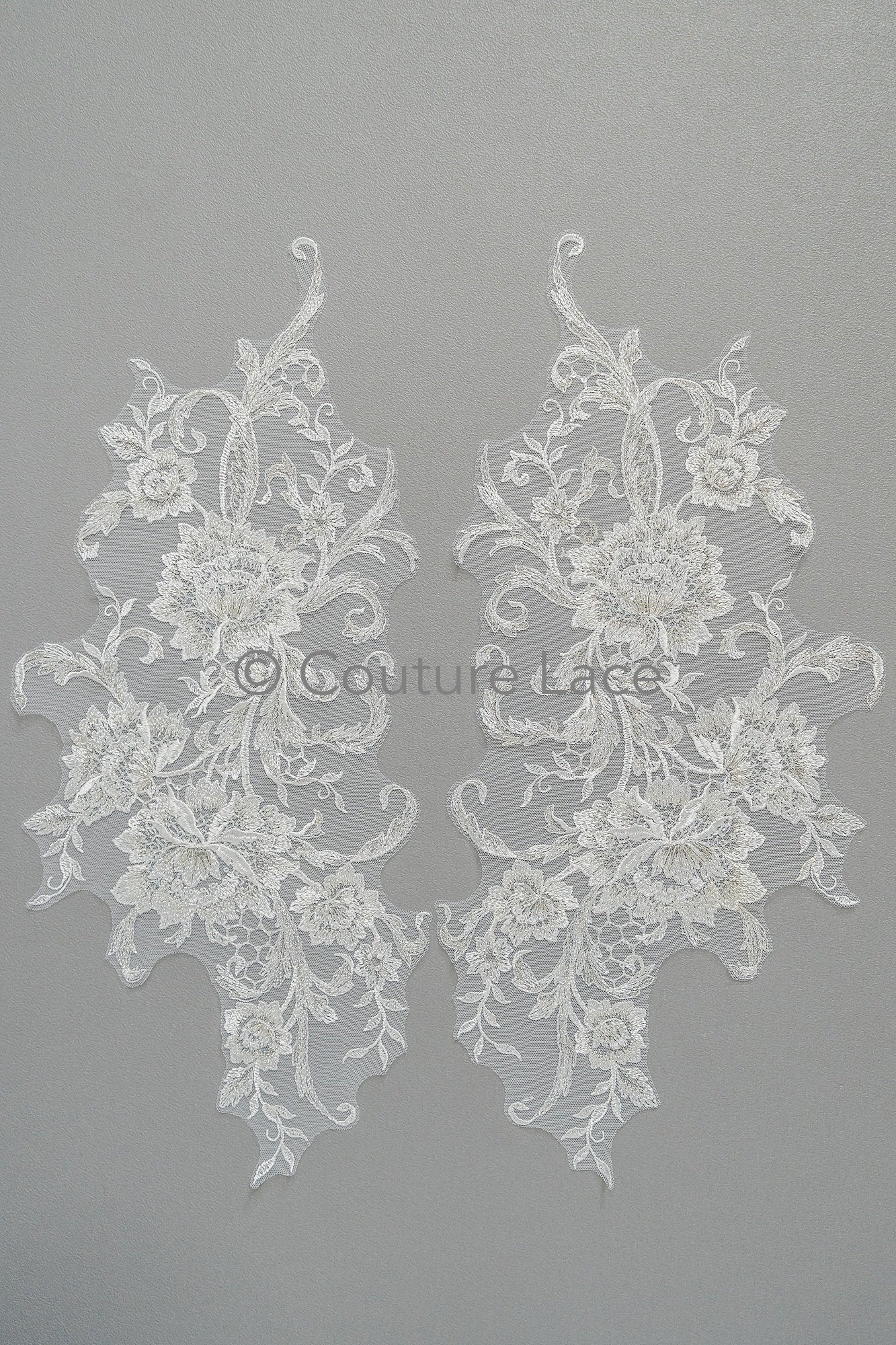 Perlen Braut Aufnäher / Perlen Blumen Applikation / weiße & silberne Spitze Applikationen / Blatt Applikationen / / A23-198