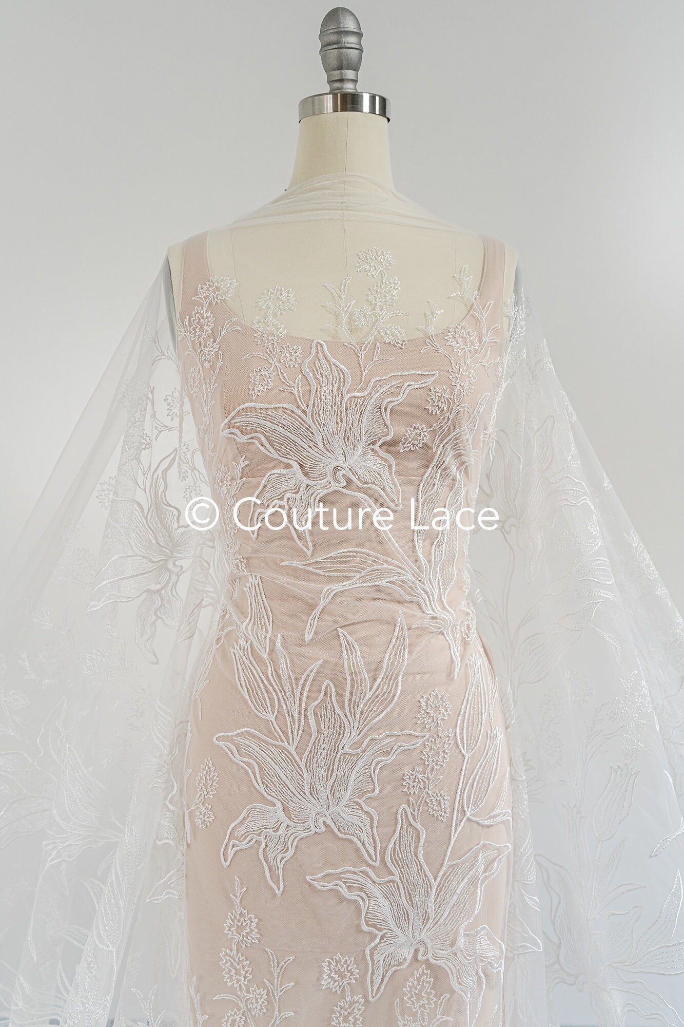Blumen Braut Spitze Off-White/ Brautspitze Stoff mit Blumen/ Blumen Hochzeit Spitze/ Couture Spitze// L23-653