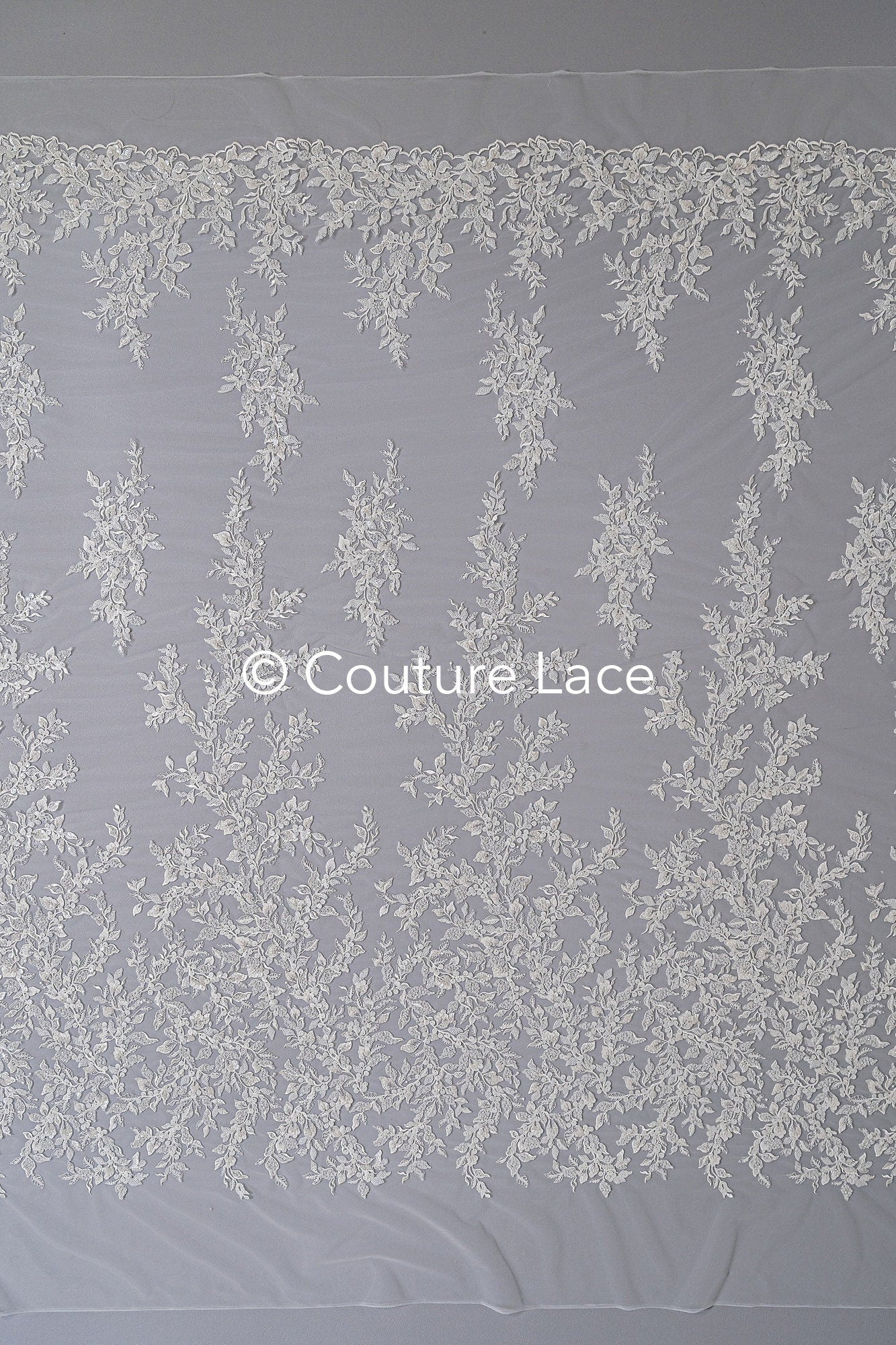 Blumen Perlen Spitzenstoff Off-White/ Couture Spitze Stoff/ Brautspitzenstoff mit Perlen & Pailletten/ Perlen Spitze// L23-656