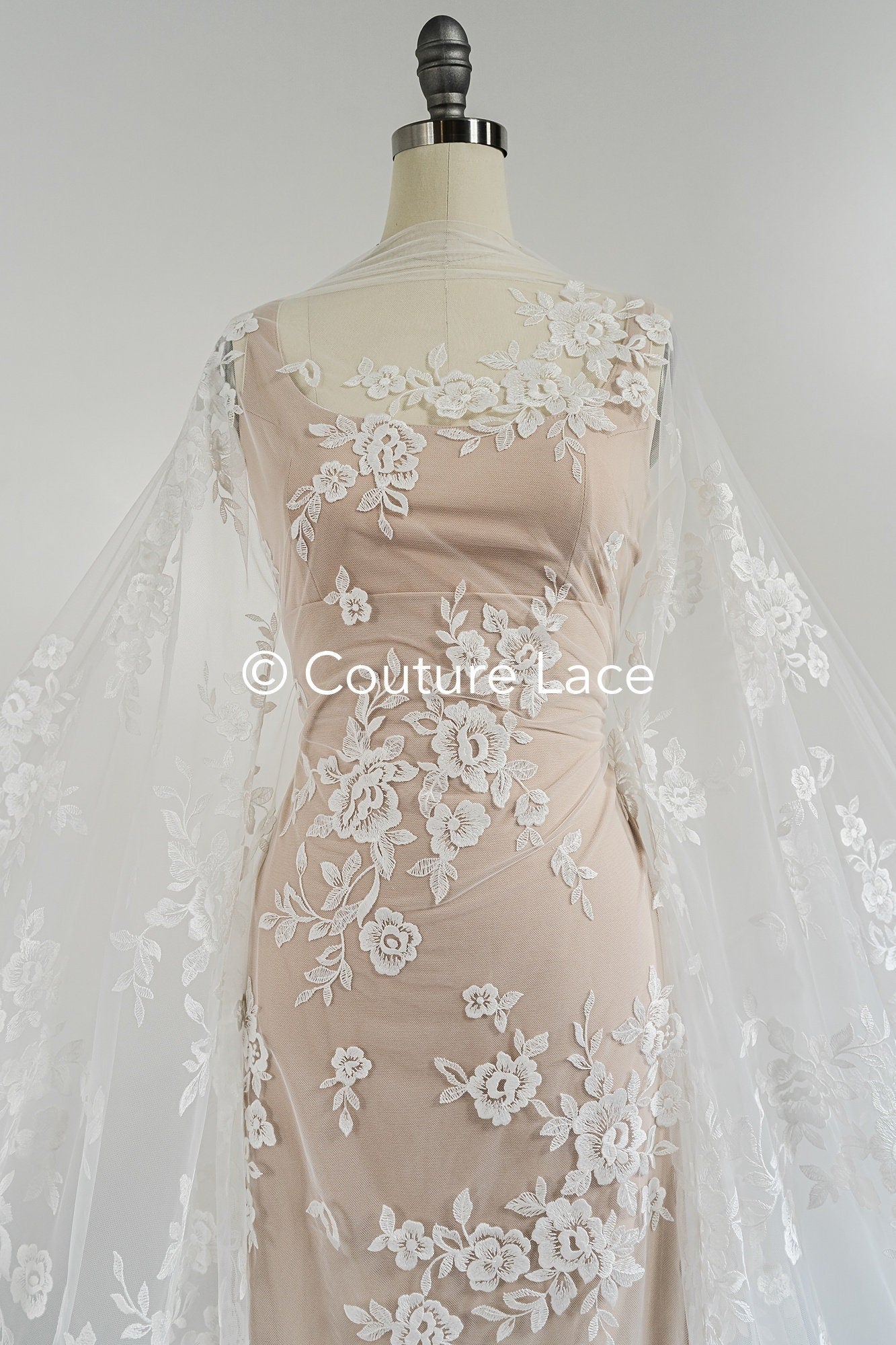 Floral bridal lace off-white/ bridal lace fabric/ floral wedding lace/ couture lace// L23-658