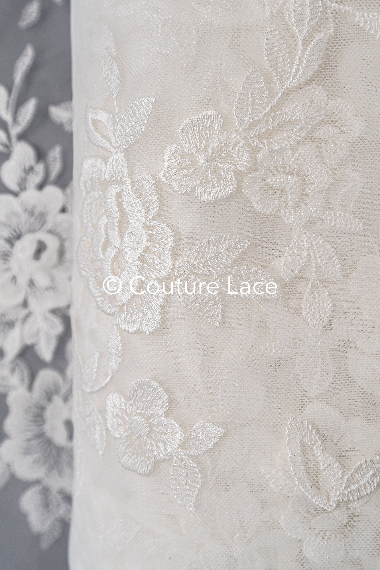 Floral bridal lace off-white/ bridal lace fabric/ floral wedding lace/ couture lace// L23-658