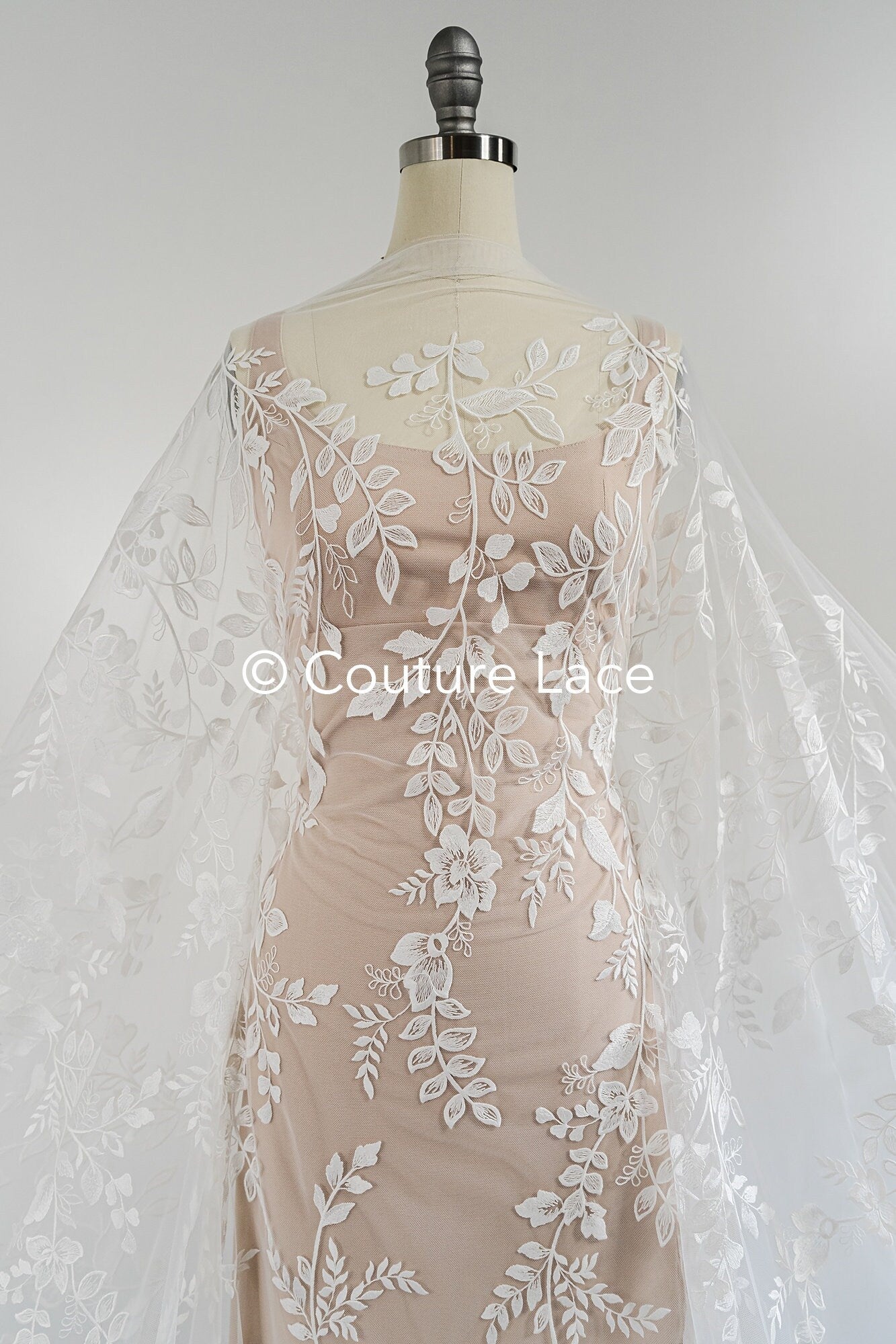 Floral bridal lace/ bridal lace fabric off-white/ floral wedding lace/ couture lace// L23-659