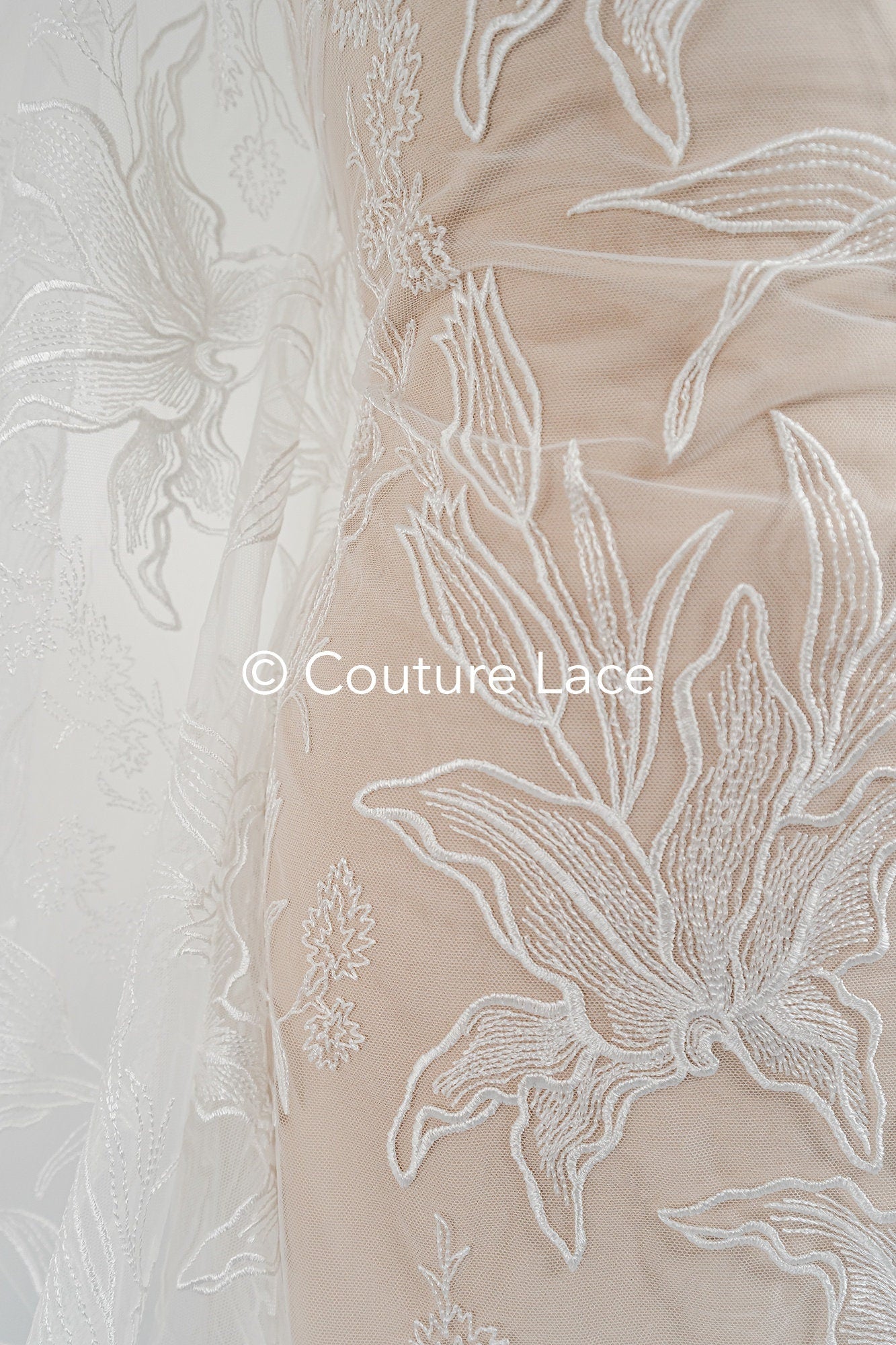 Blumen Braut Spitze Off-White/ Brautspitze Stoff mit Blumen/ Blumen Hochzeit Spitze/ Couture Spitze// L23-653