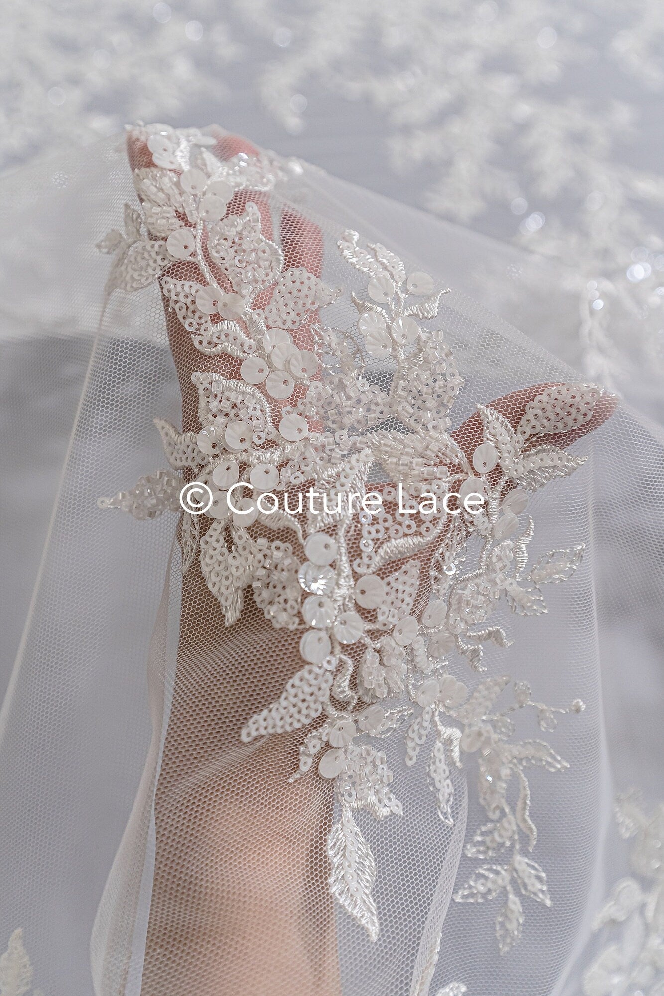 Blumen Perlen Spitzenstoff Off-White/ Couture Spitze Stoff/ Brautspitzenstoff mit Perlen & Pailletten/ Perlen Spitze// L23-656