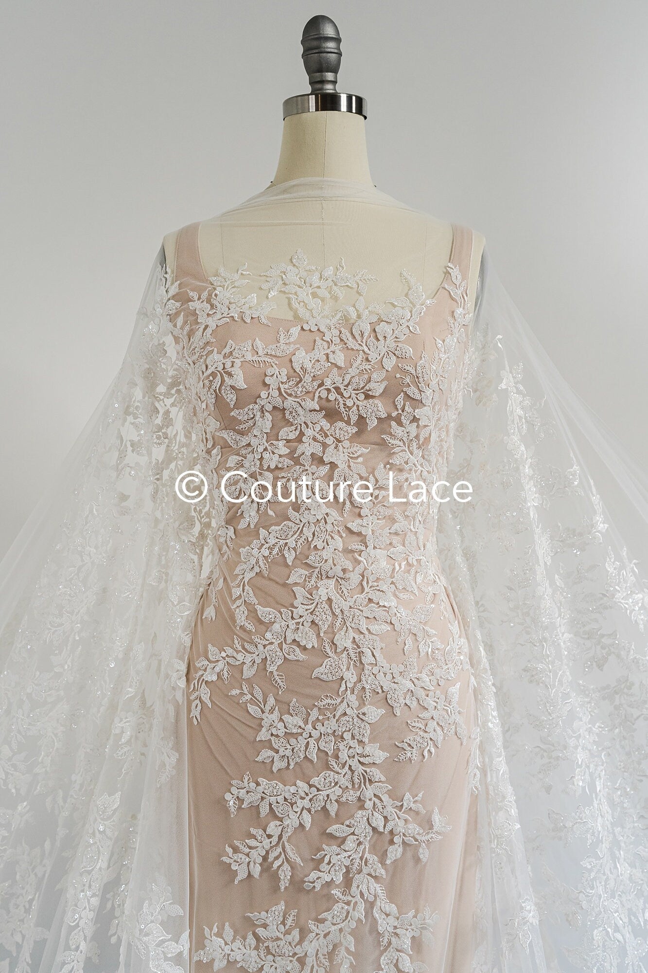 Blumen Perlen Spitzenstoff Off-White/ Couture Spitze Stoff/ Brautspitzenstoff mit Perlen & Pailletten/ Perlen Spitze// L23-656