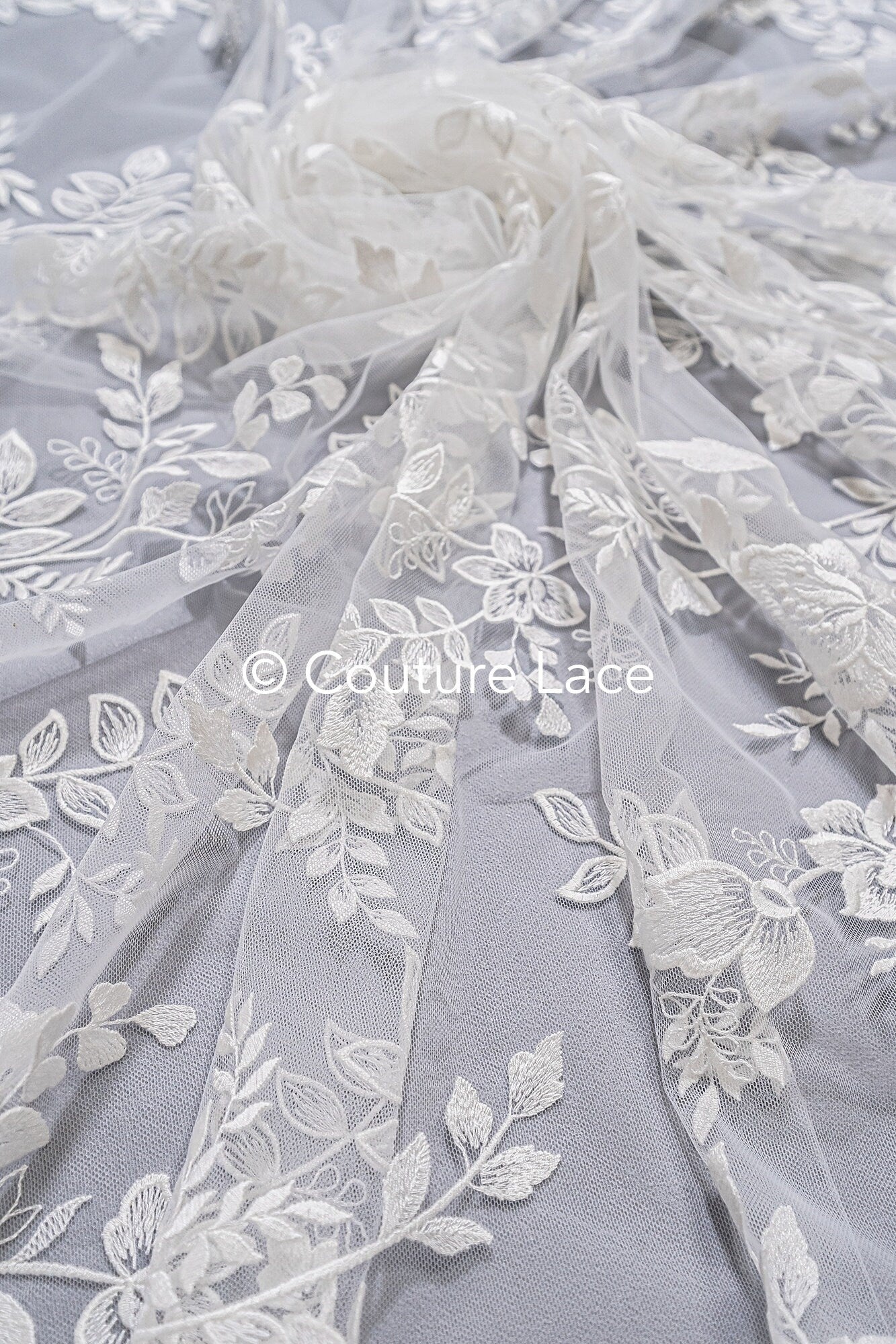 Floral bridal lace/ bridal lace fabric off-white/ floral wedding lace/ couture lace// L23-659
