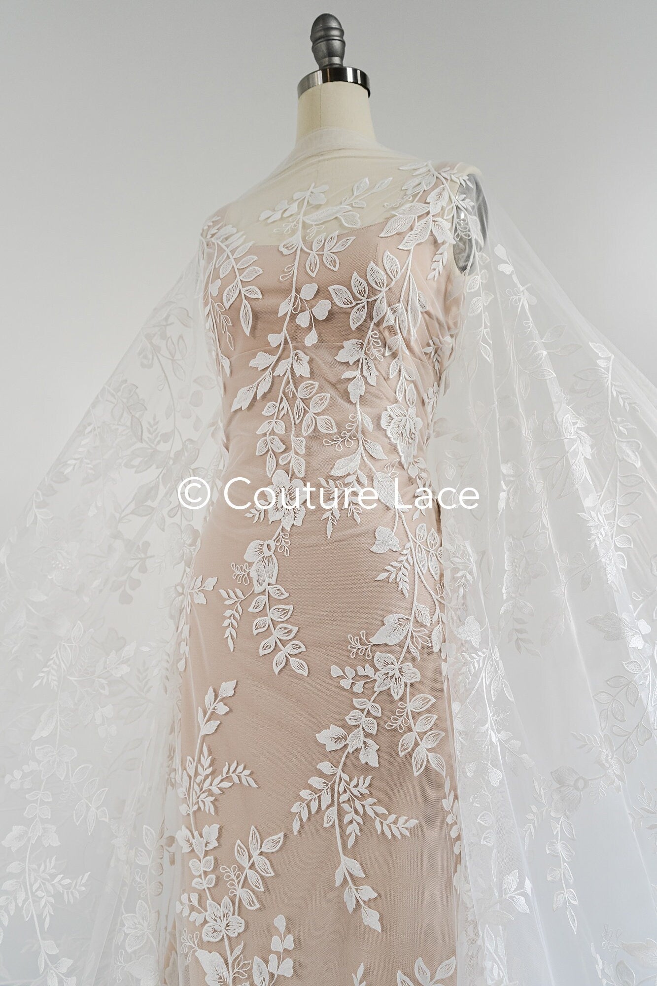Floral bridal lace/ bridal lace fabric off-white/ floral wedding lace/ couture lace// L23-659