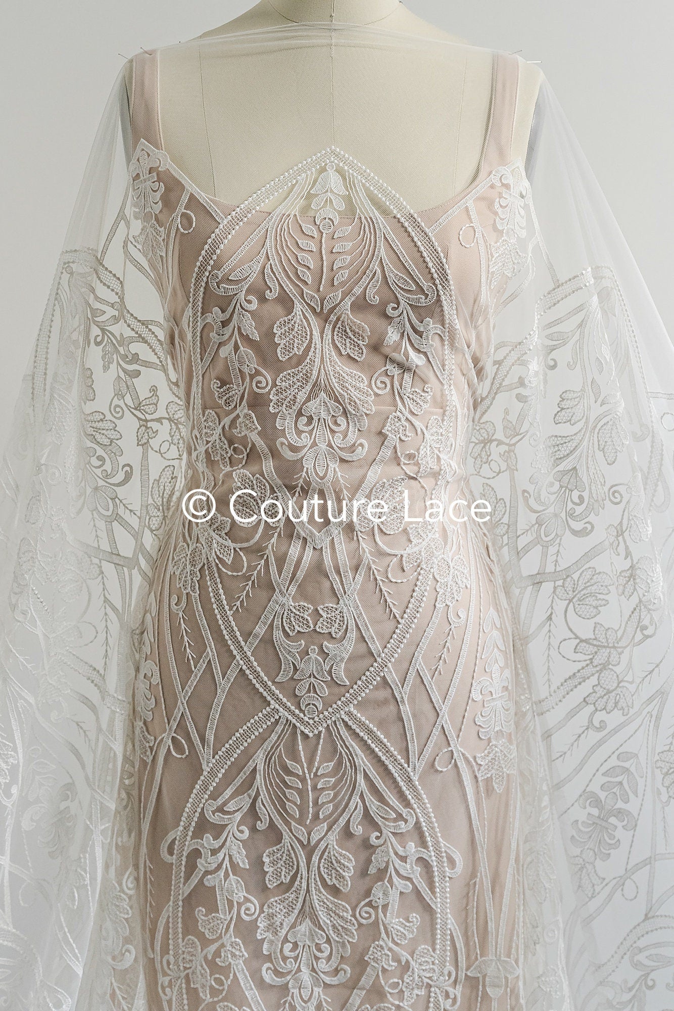 Floral bridal lace off-white/ bridal lace fabric/ floral wedding lace/ couture lace// L23-601